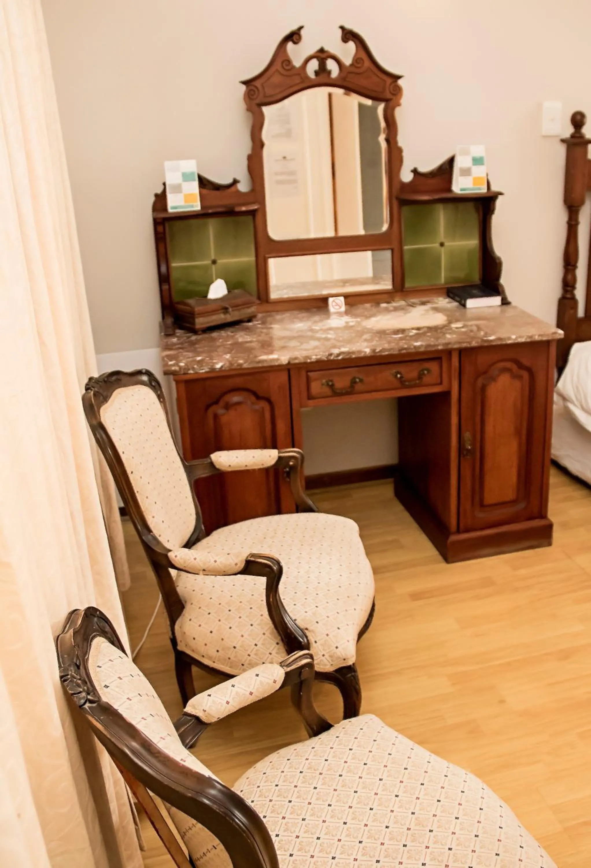 Decorative detail in Beaufort Manor Country Lodge