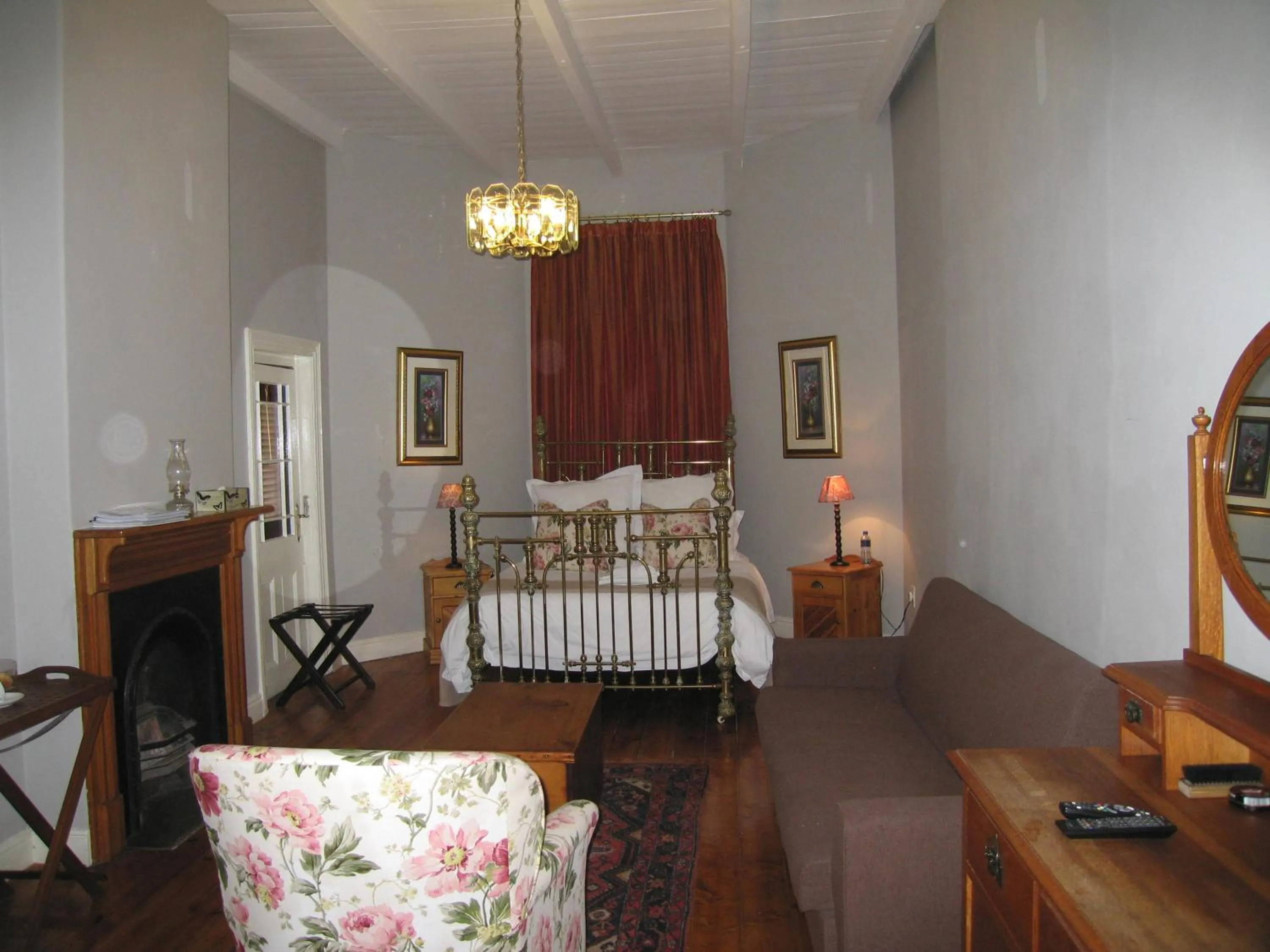 Bedroom, Bed in Beaufort Manor Country Lodge