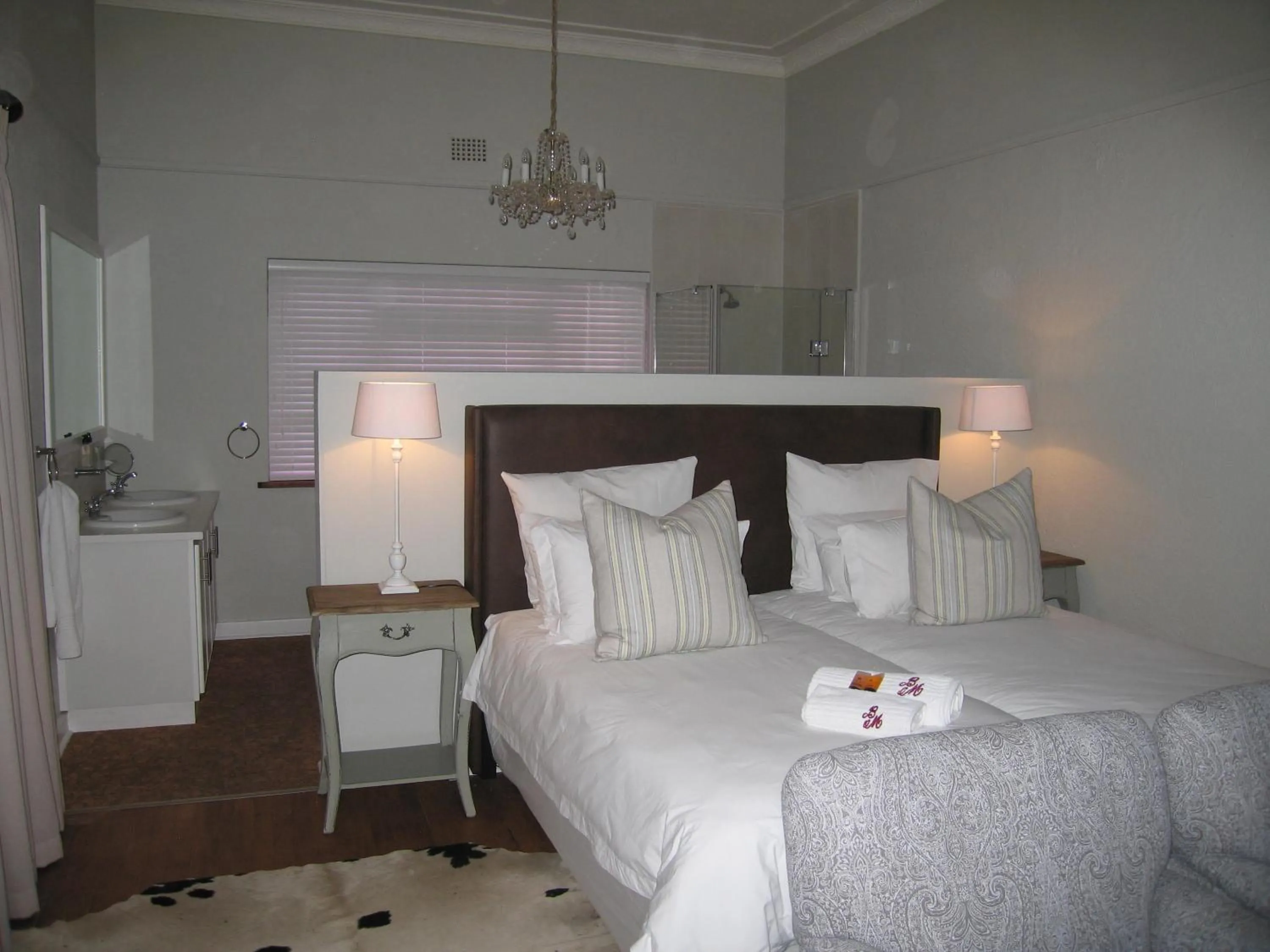 Bedroom, Bed in Beaufort Manor Country Lodge