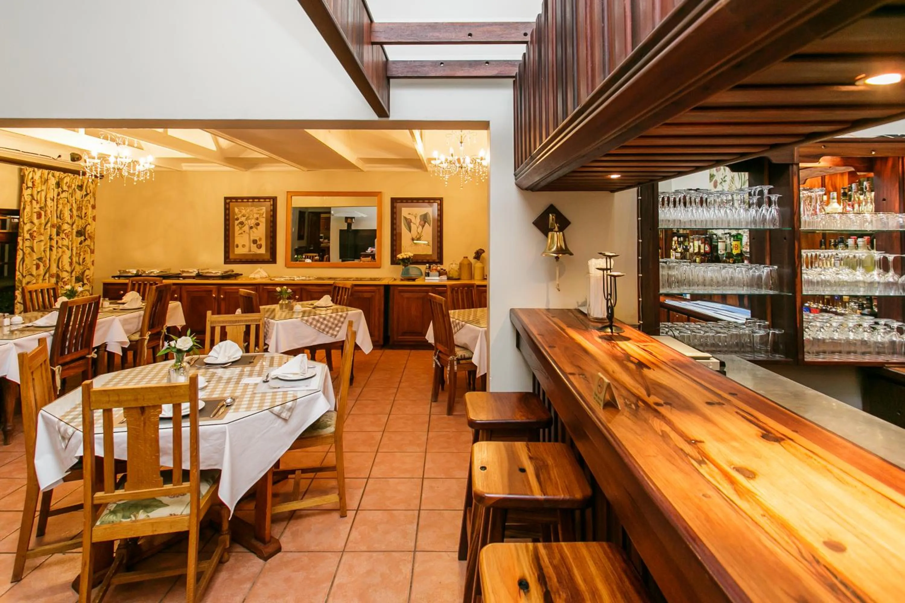 Dining area in Beaufort Manor Country Lodge