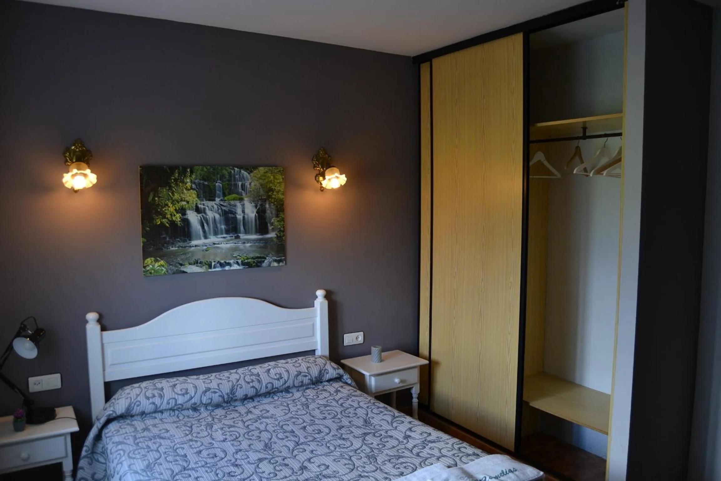 Bedroom, Bed in Hotel Restaurante Las Camelias