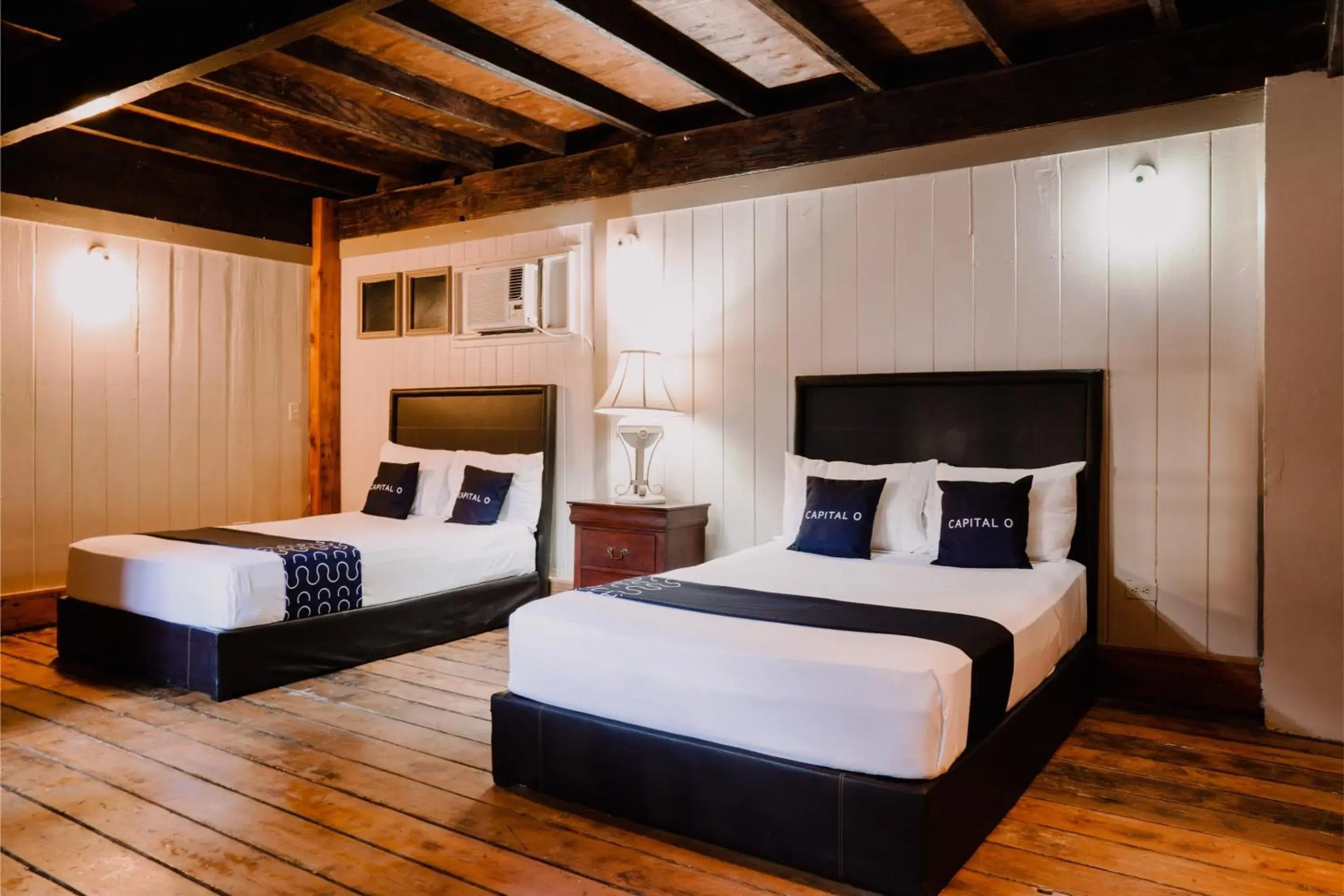 Bedroom, Bed in Capital O Hotel Villa Azura Bedroom, Bed in Capital O Hotel Villa Azura