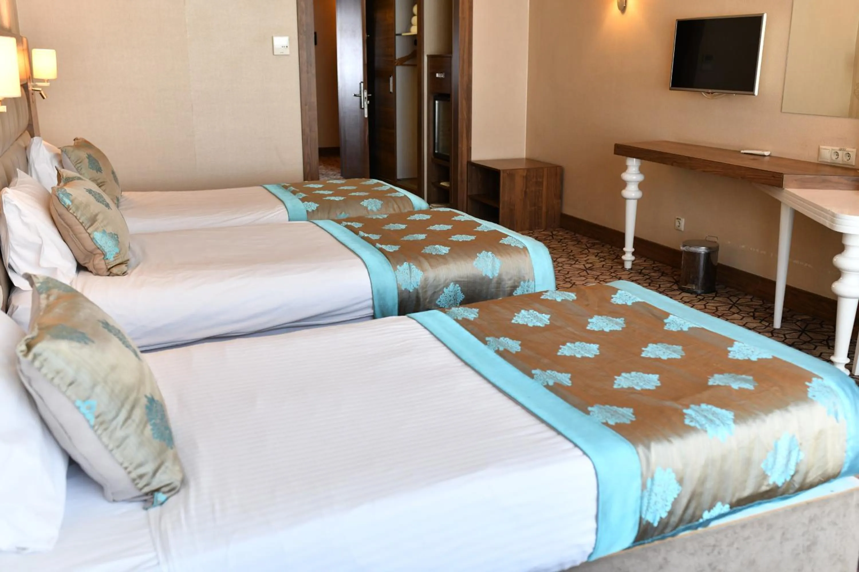 Bed in Royal Hotel Inegol