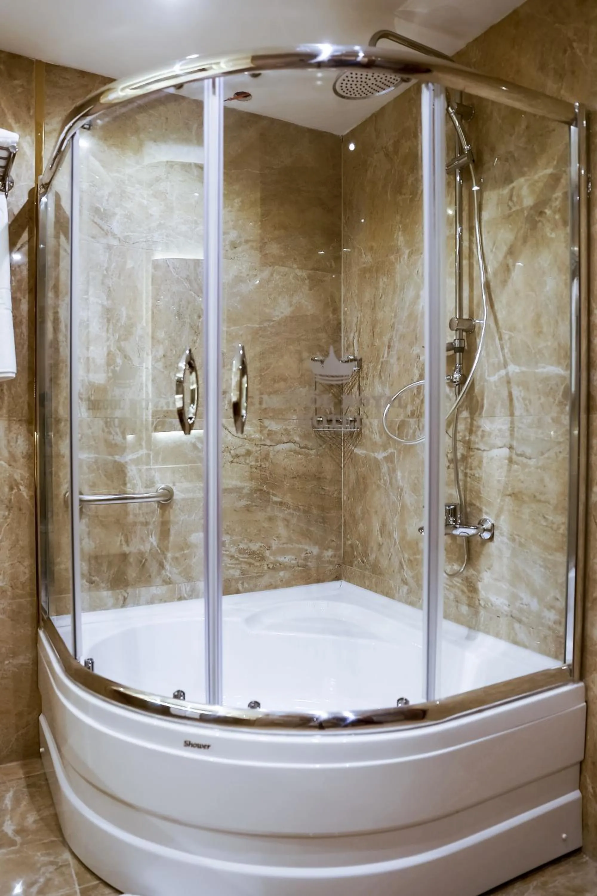 Bathroom in Royal Hotel Inegol