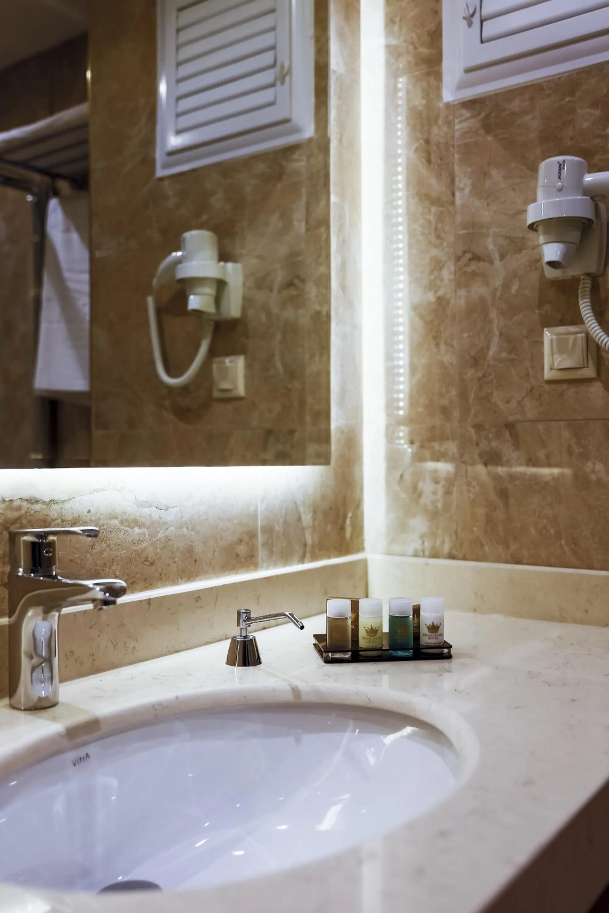 Bathroom in Royal Hotel Inegol