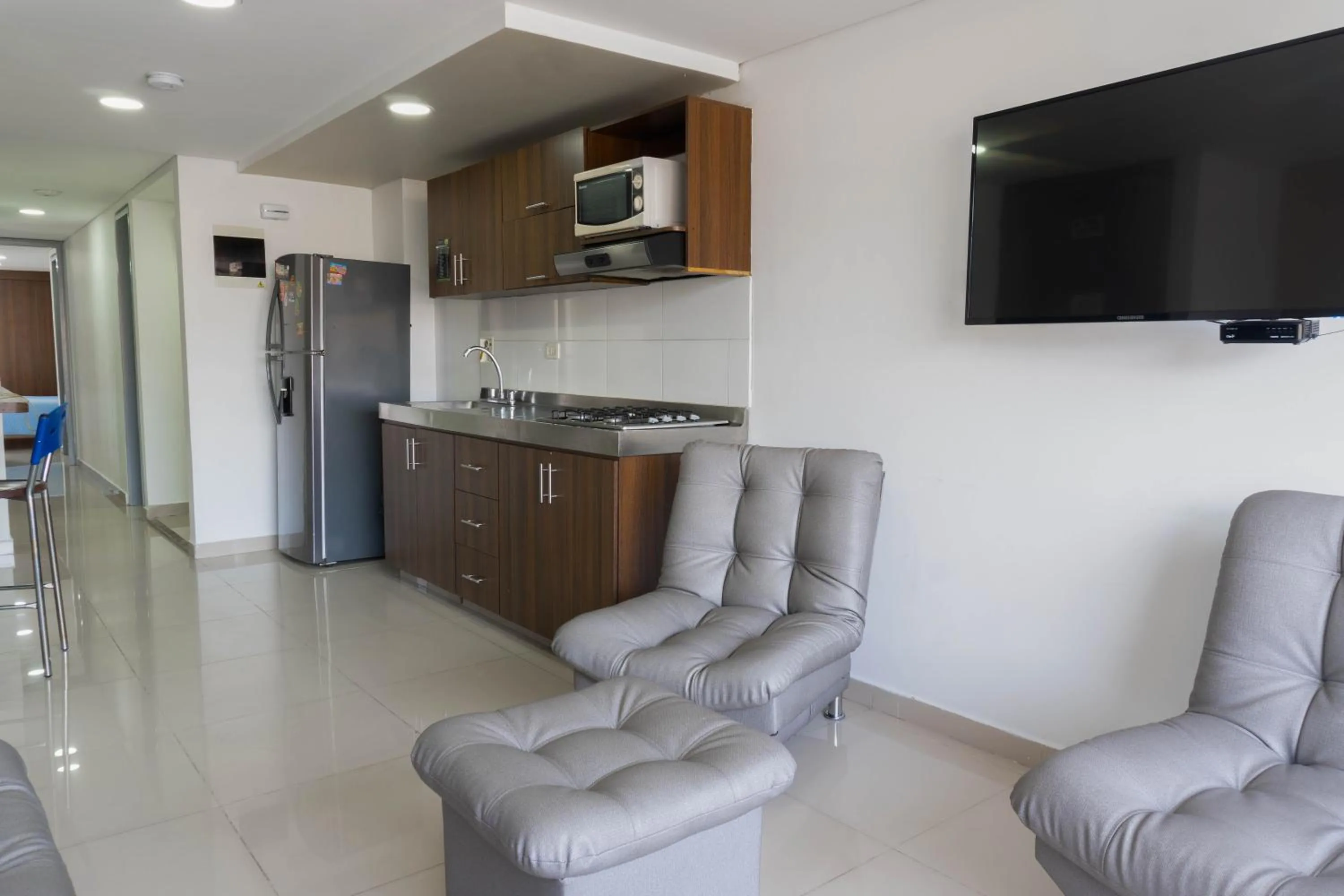 TV and multimedia in Ivanna Jumar ApartaHotel - Laureles Estadio