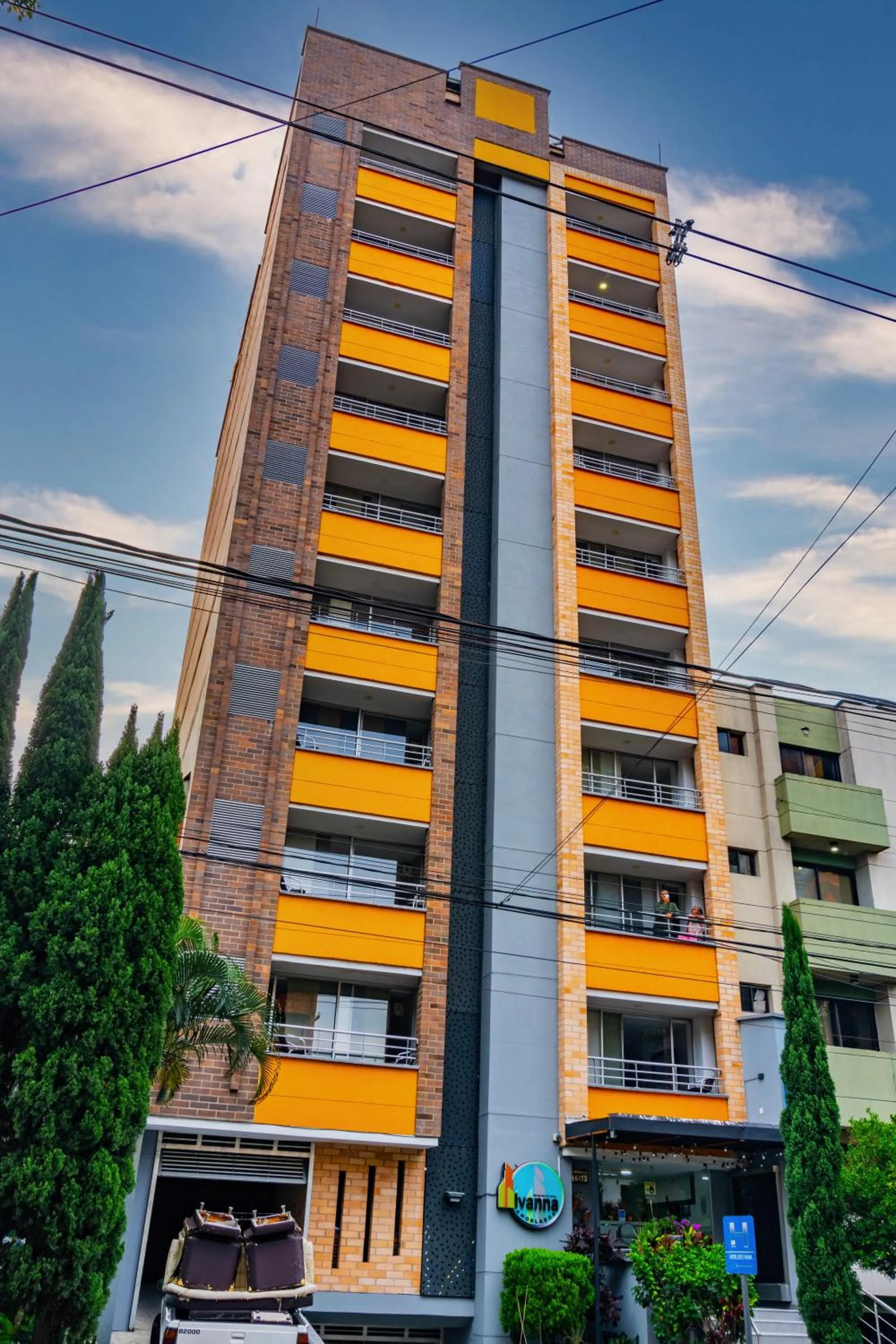 Property building in Ivanna Jumar ApartaHotel - Laureles Estadio