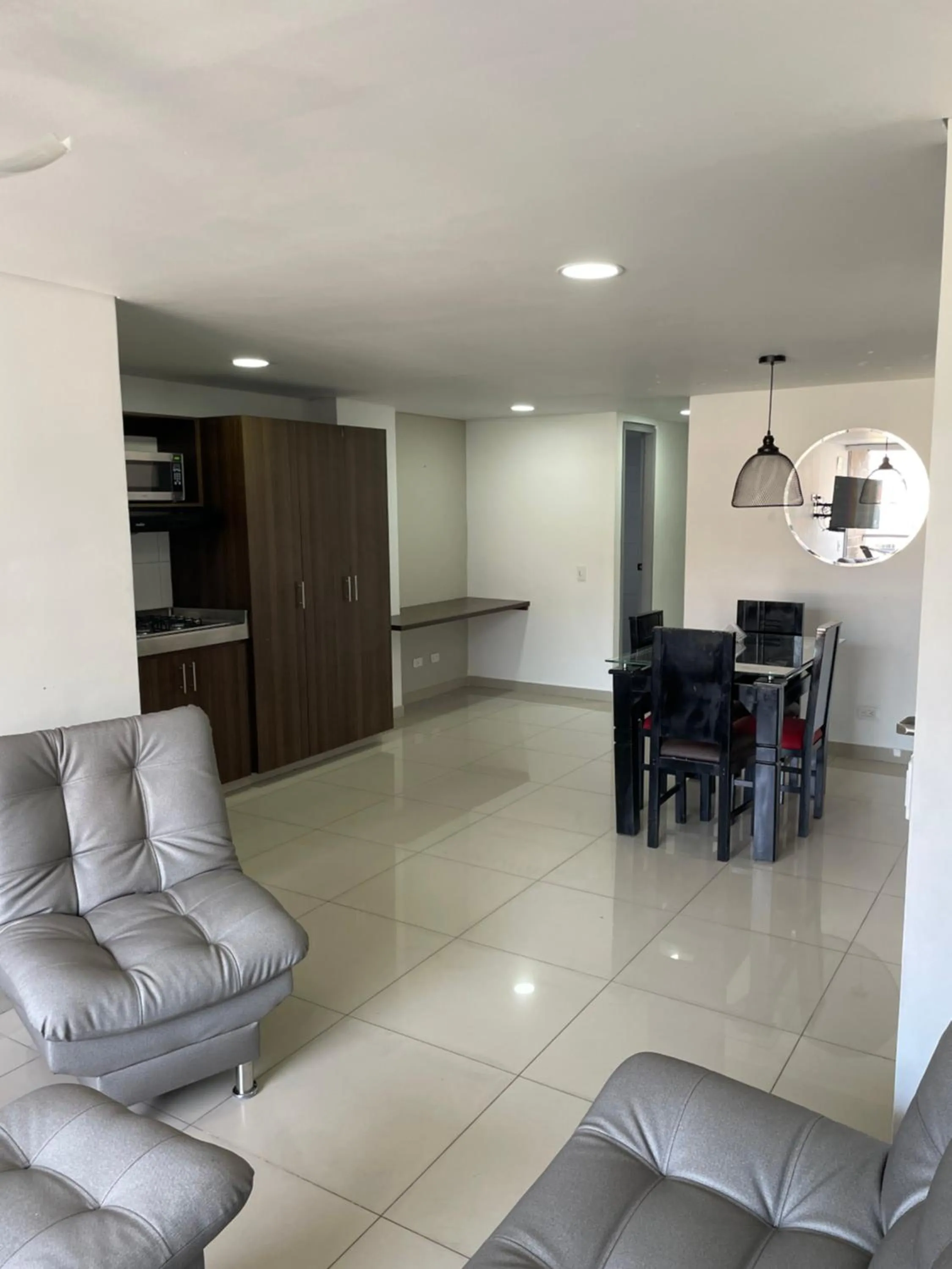 Kitchen or kitchenette in Ivanna Jumar ApartaHotel - Laureles Estadio