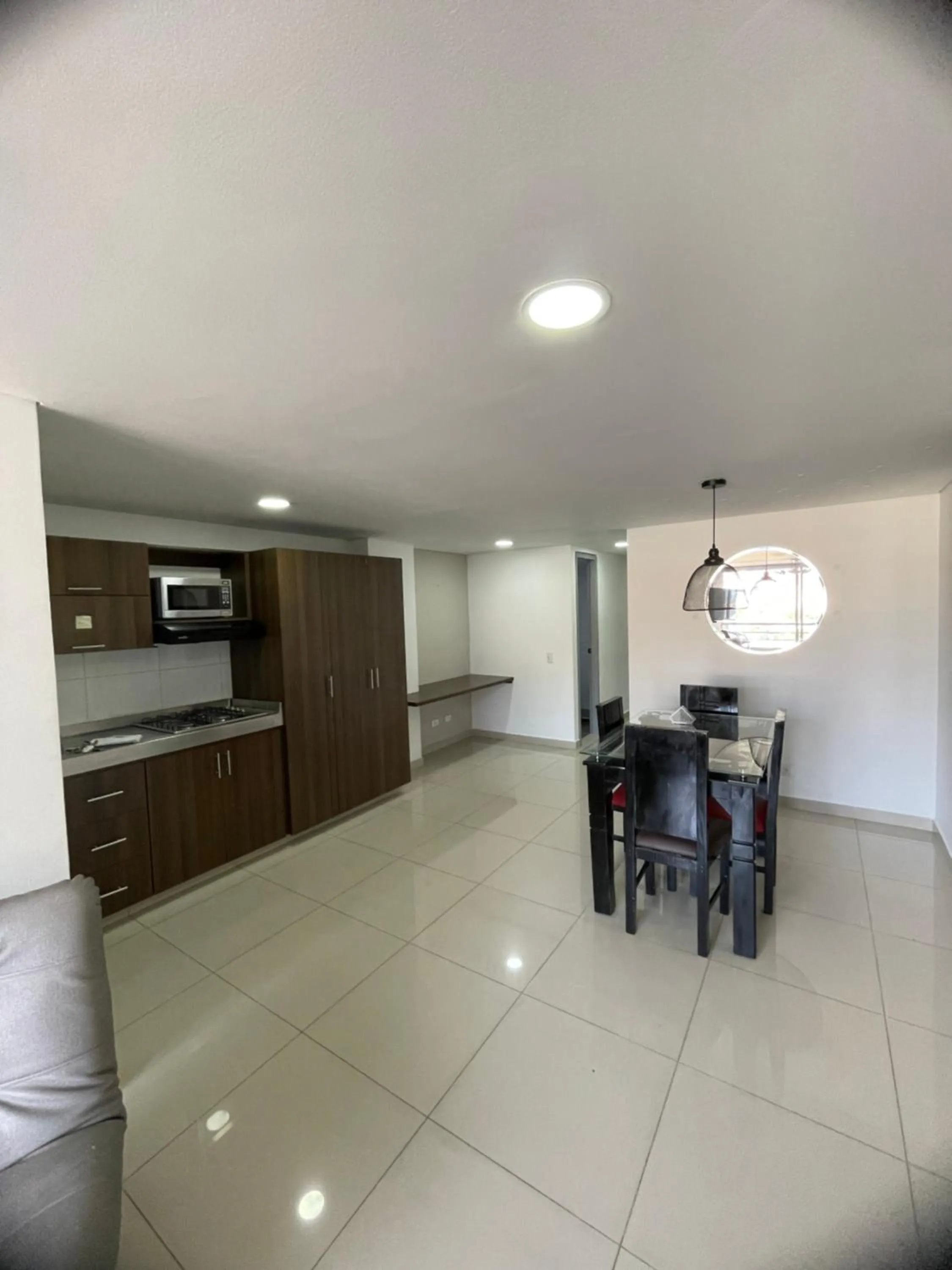 Kitchen or kitchenette in Ivanna Jumar ApartaHotel - Laureles Estadio