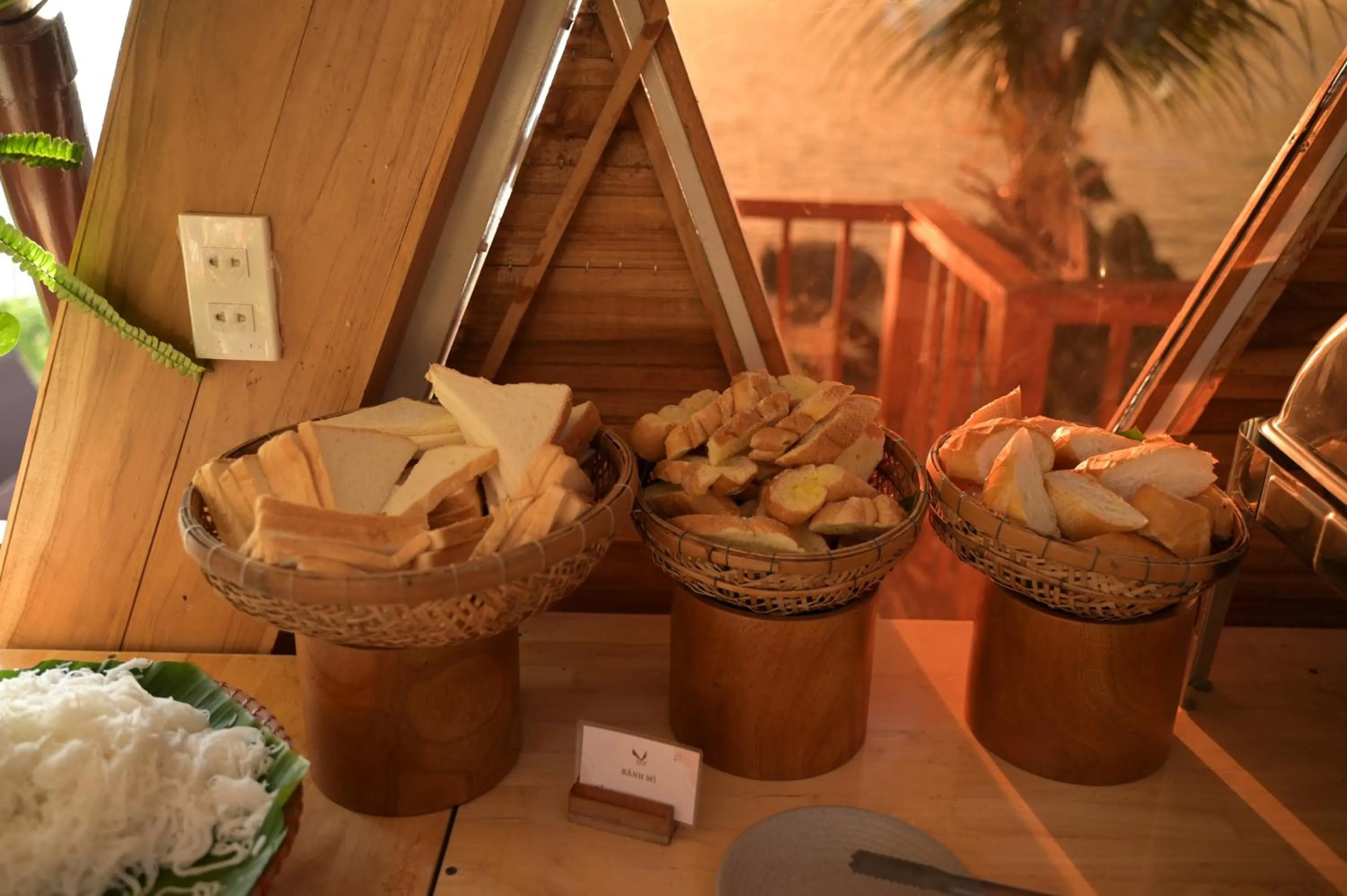 Food and drinks in Fly Up Resort