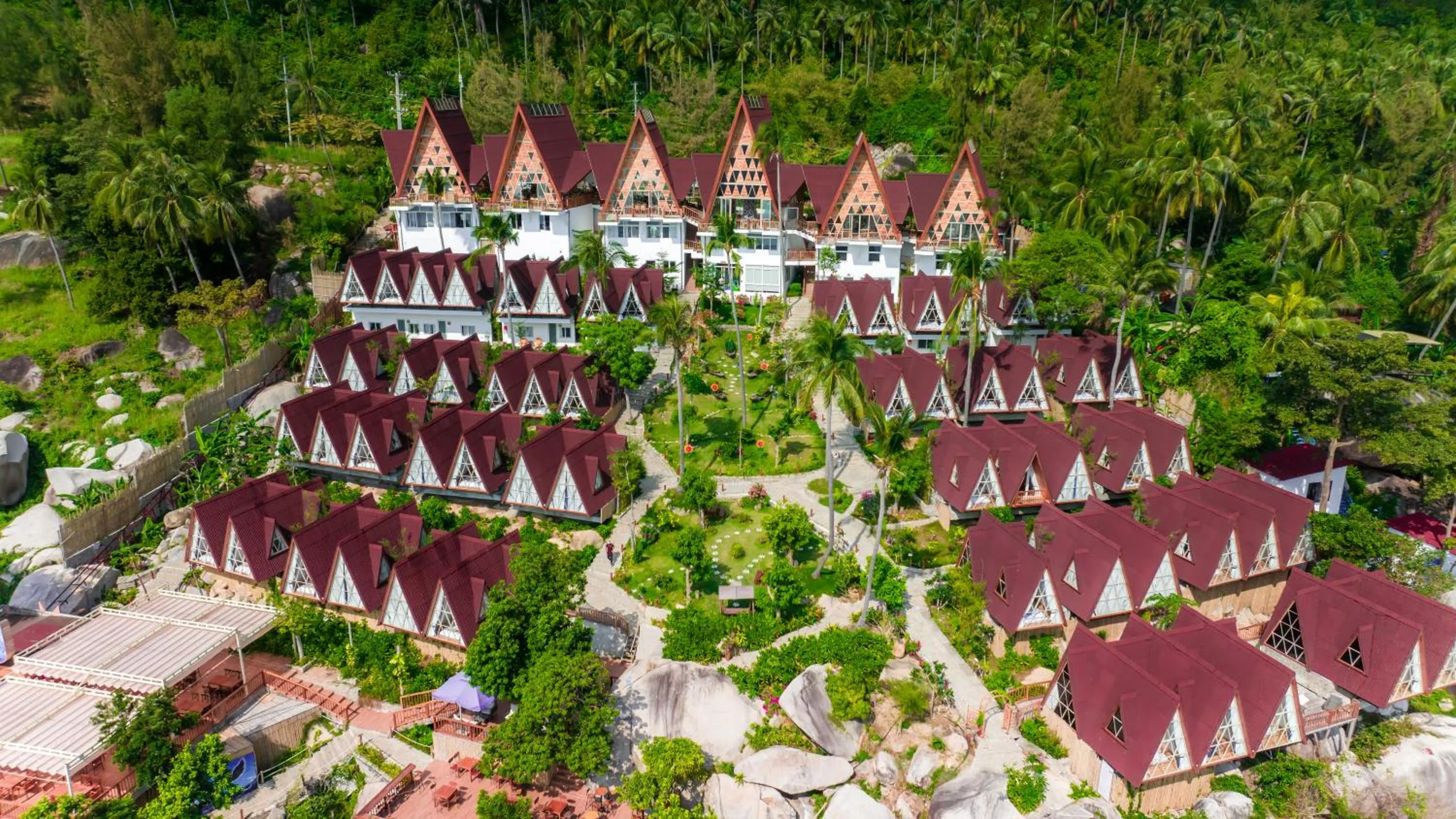 Property building in Fly Up Resort