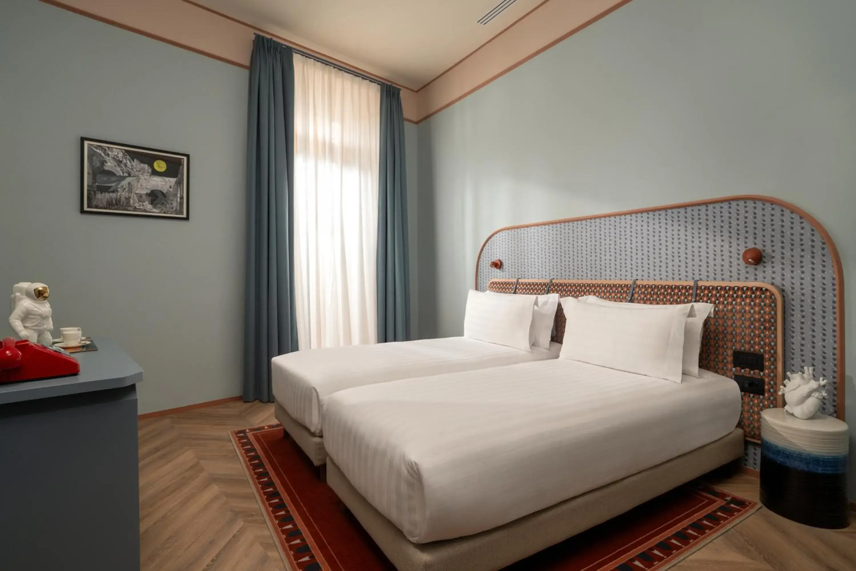 Bed in Cloud 7 Roma Hotel Bed in Cloud 7 Roma Hotel