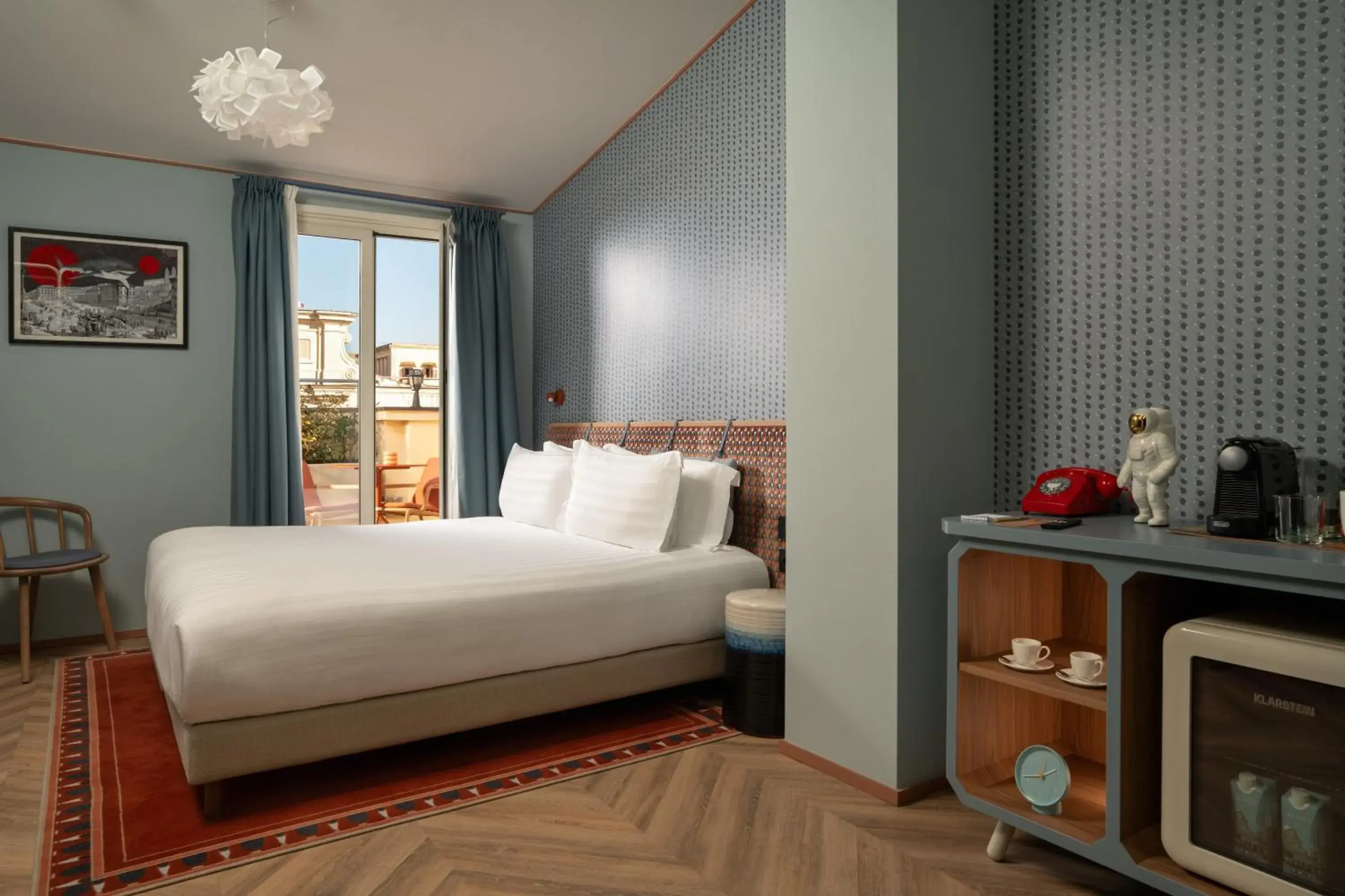 Bed in Cloud 7 Roma Hotel Bed in Cloud 7 Roma Hotel