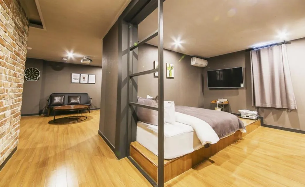 Bed in Hotel Browndot Myeongseo Convention