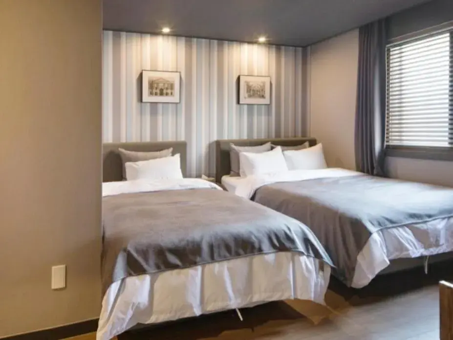 Bed in Hotel Browndot Myeongseo Convention Bed in Hotel Browndot Myeongseo Convention