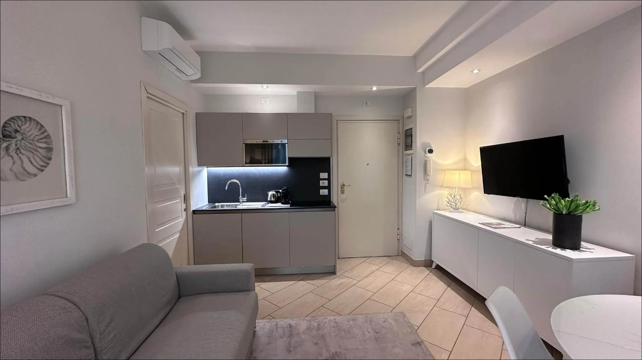 Kitchen or kitchenette in Residence Lungomare - Charming apartments