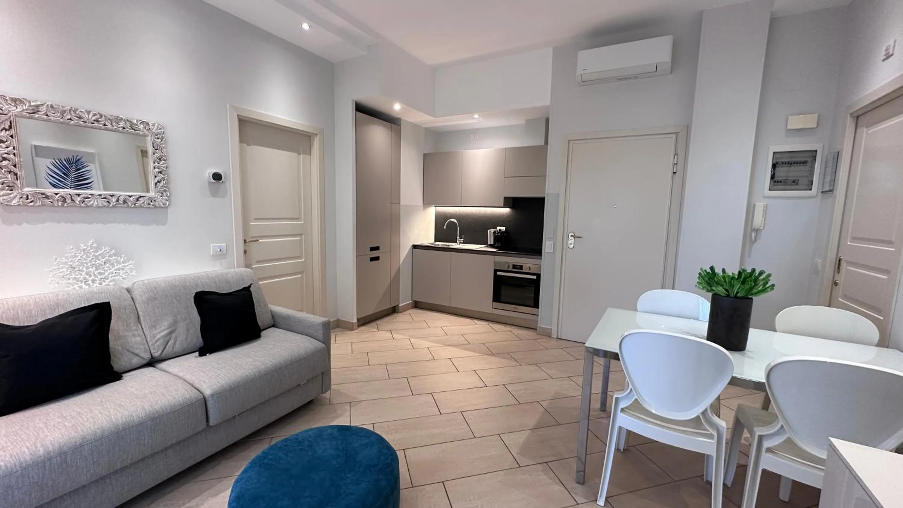 Kitchen or kitchenette in Residence Lungomare - Charming apartments