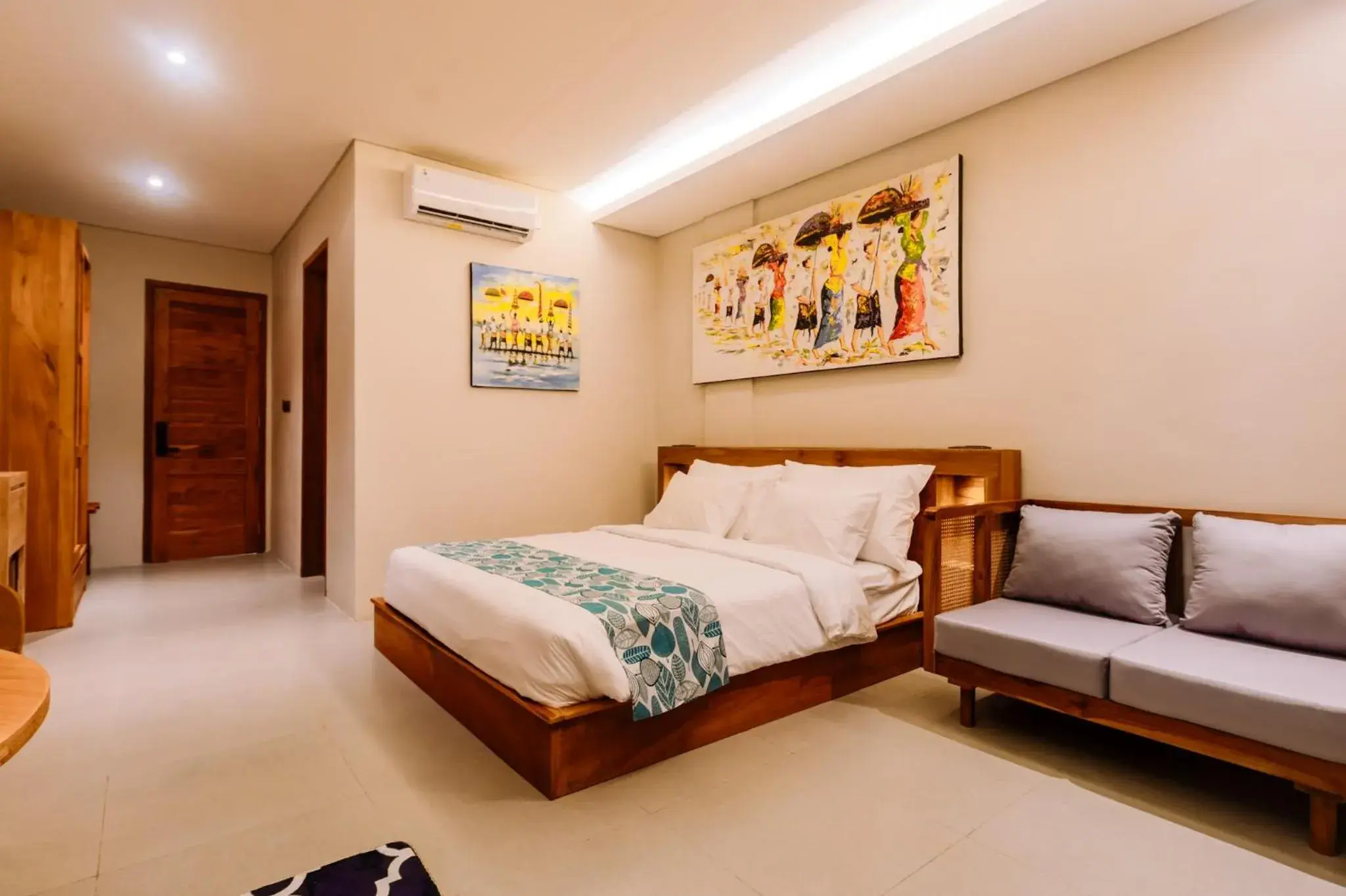 Suite with Balcony in Campbar 4 by AGATA Suite with Balcony in Campbar 4 by AGATA