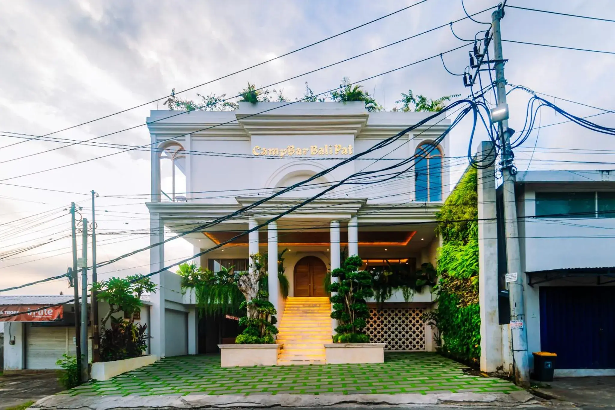 Property building in Campbar 4 by AGATA Property building in Campbar 4 by AGATA