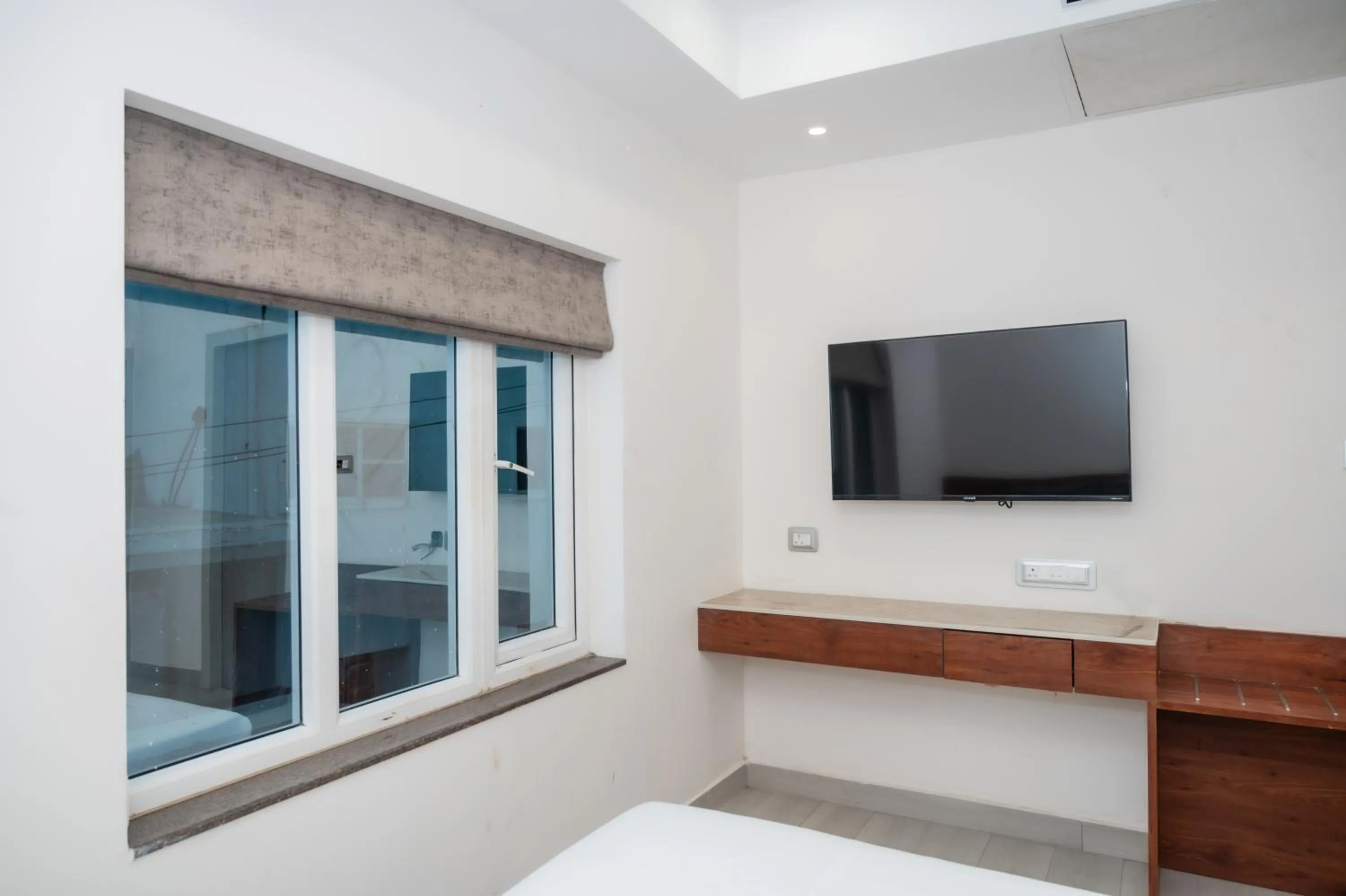 Bed in Gold Inn Exotica