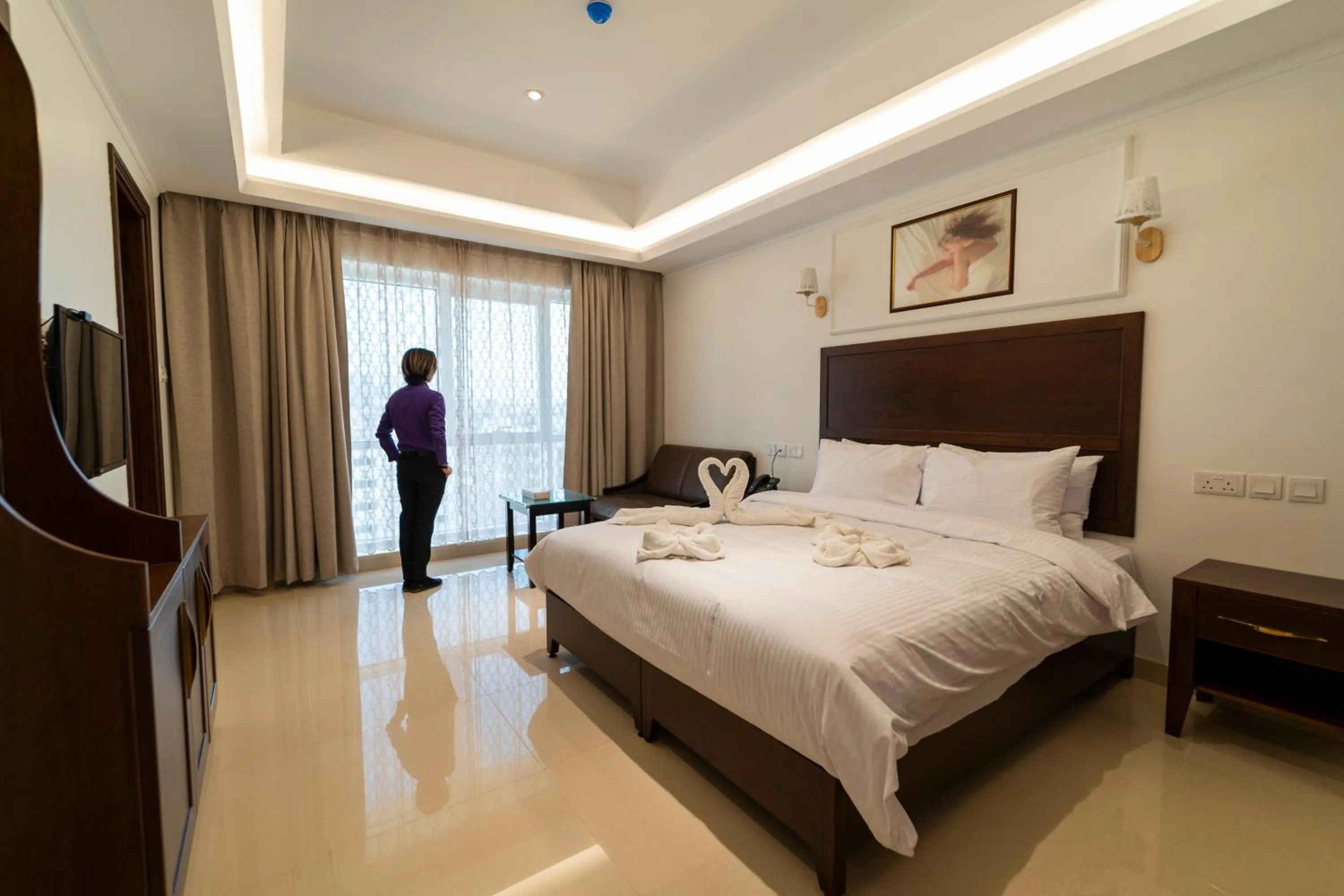 Bed in Alhattali Hotel