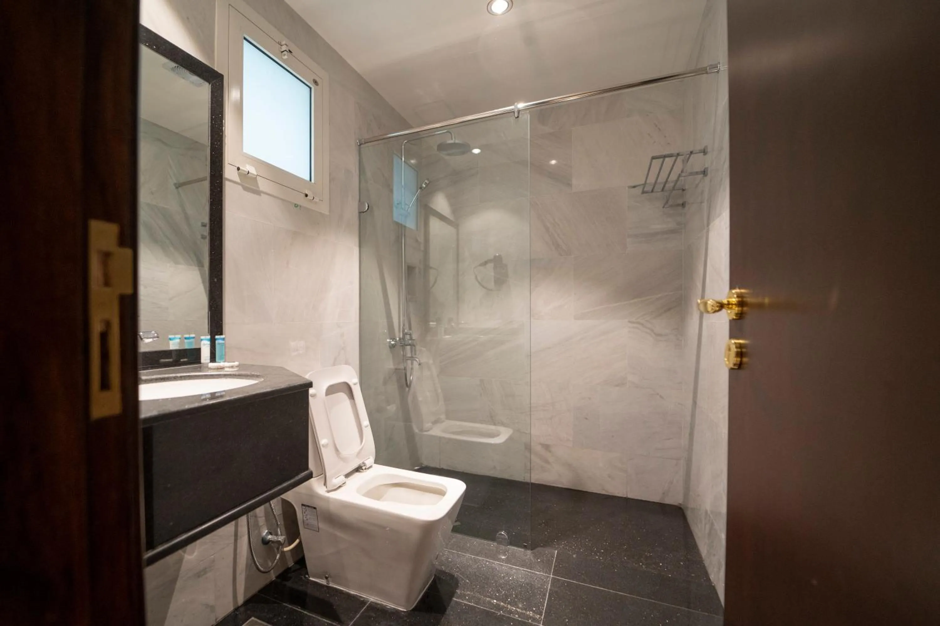 Shower in Alhattali Hotel