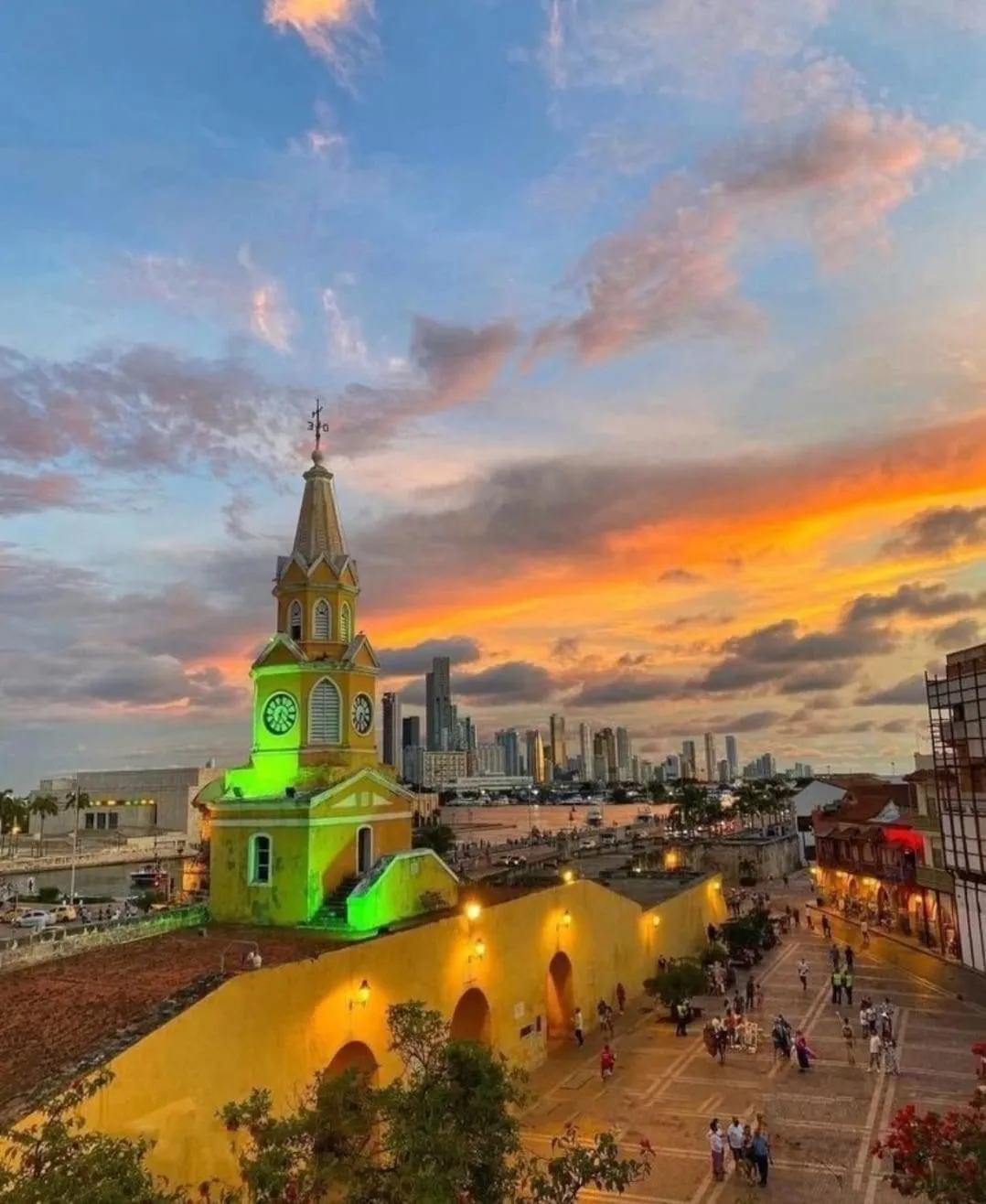 Nearby landmark in Casa Torices Real 12