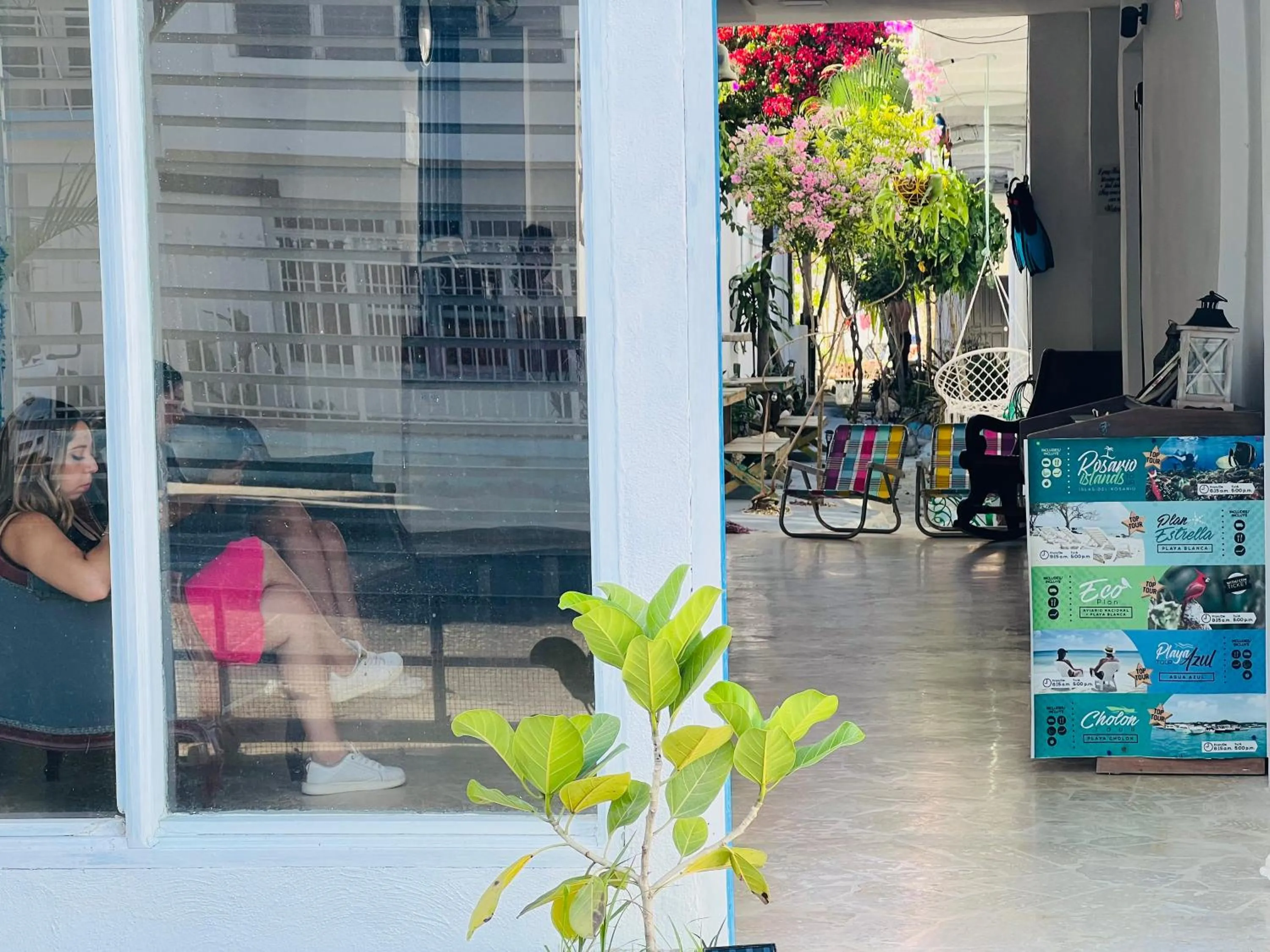 group of guests in Casa Torices Real 12