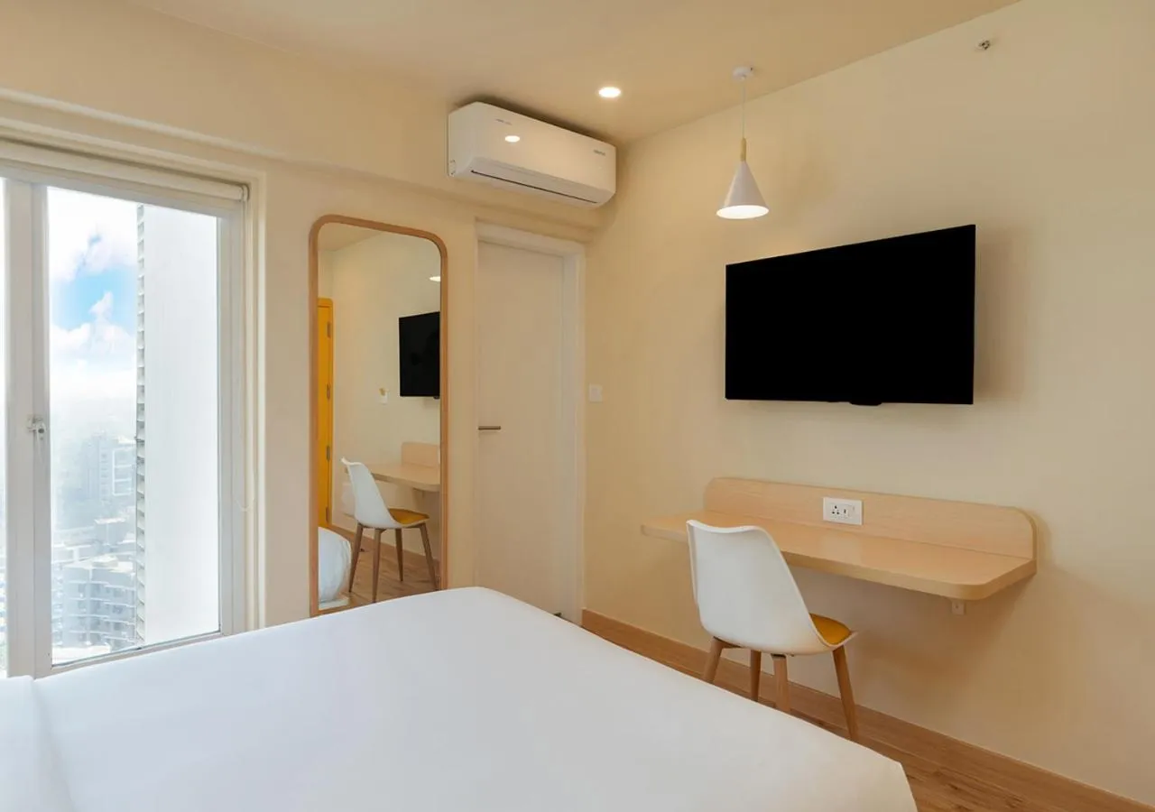 Bed in Bloom Hotel Saki Vihar Powai