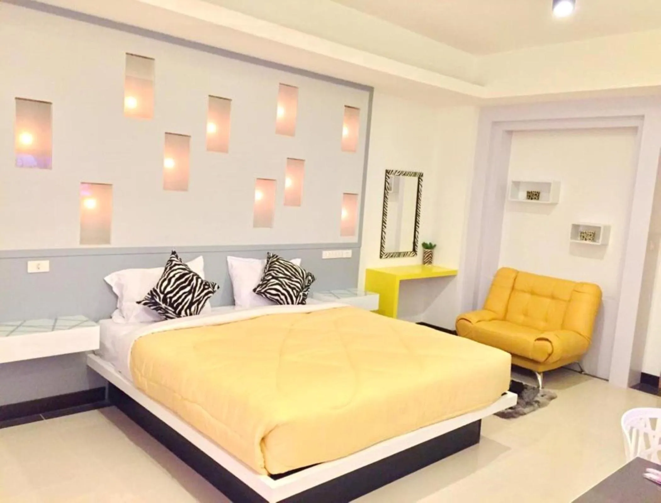 Bedroom, Bed in Win Hotel Phayao