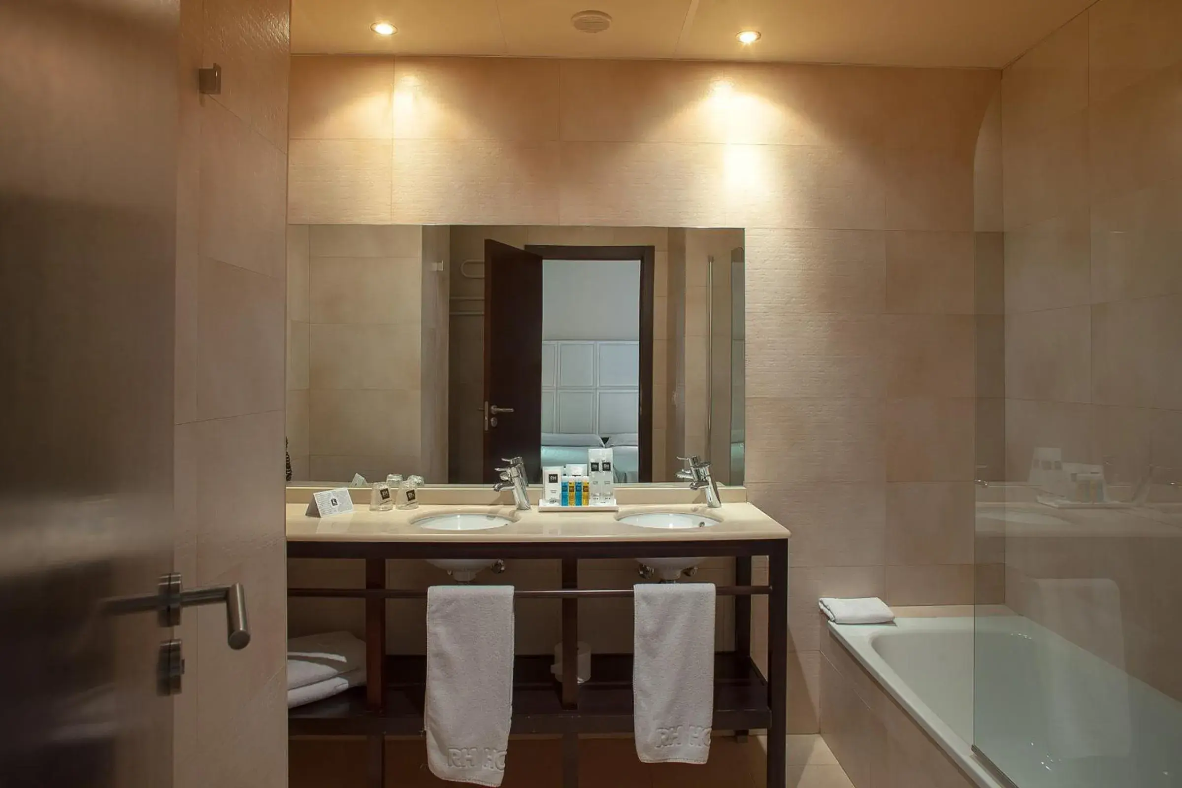 Bathroom in RH Don Carlos & Spa Bathroom in RH Don Carlos & Spa