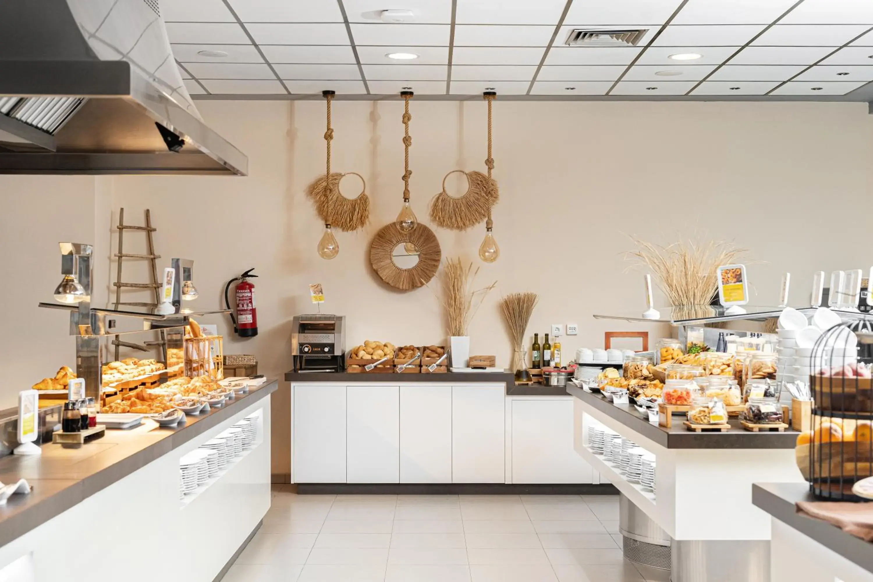 Restaurant/places to eat in RH Don Carlos & Spa Restaurant/places to eat in RH Don Carlos & Spa