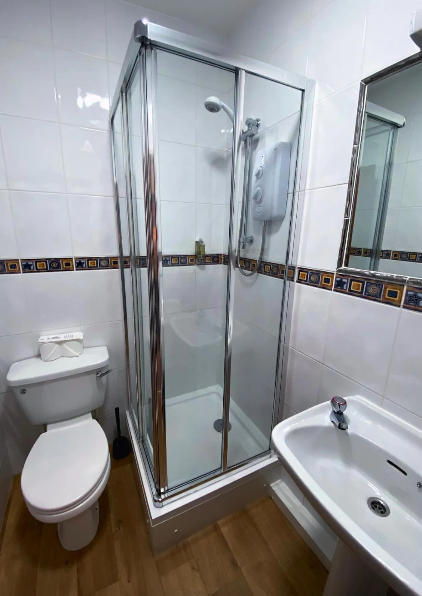 Shower in Skelwith Bridge Hotel