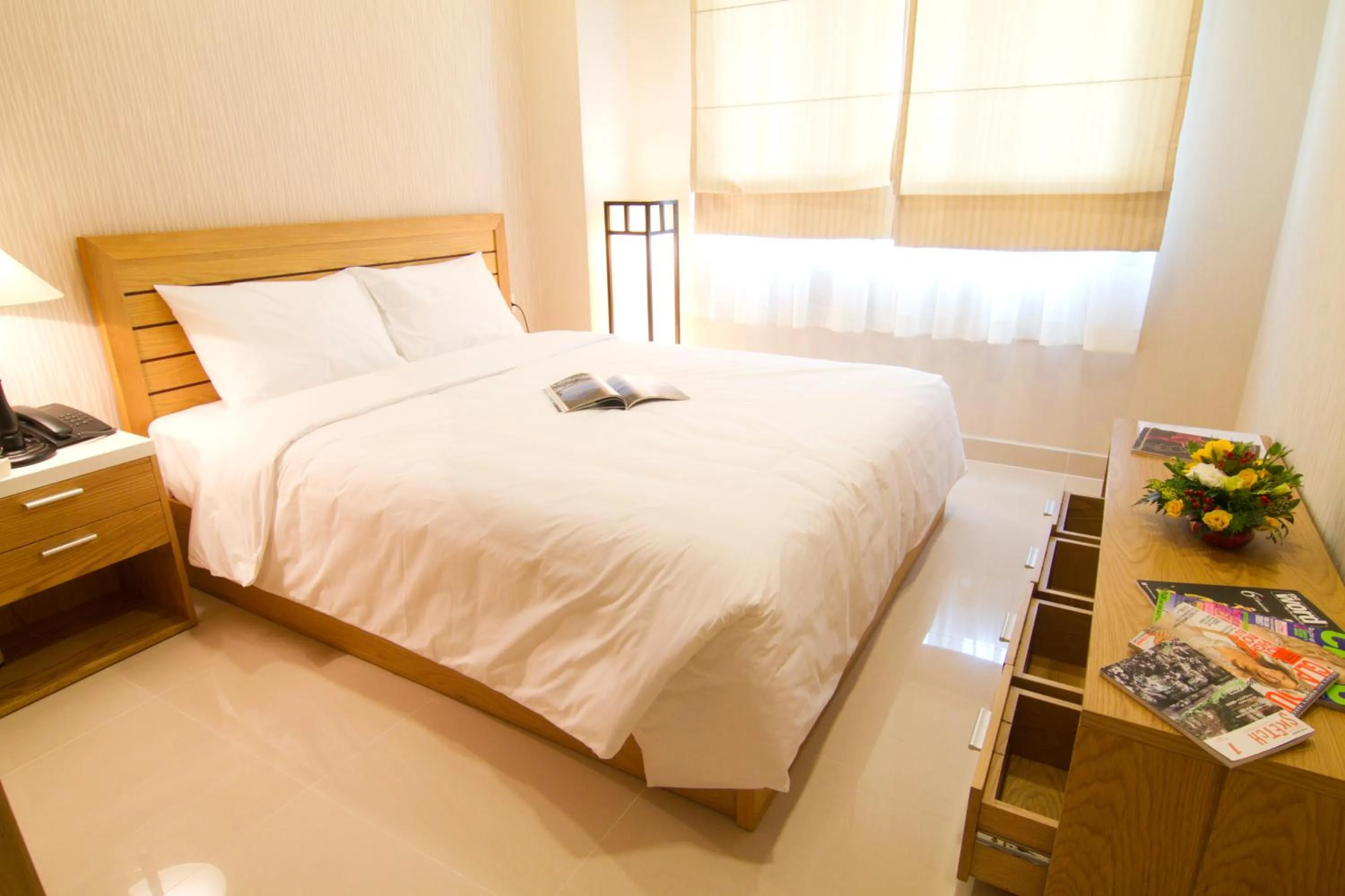 Apartment in Mayfair Suites