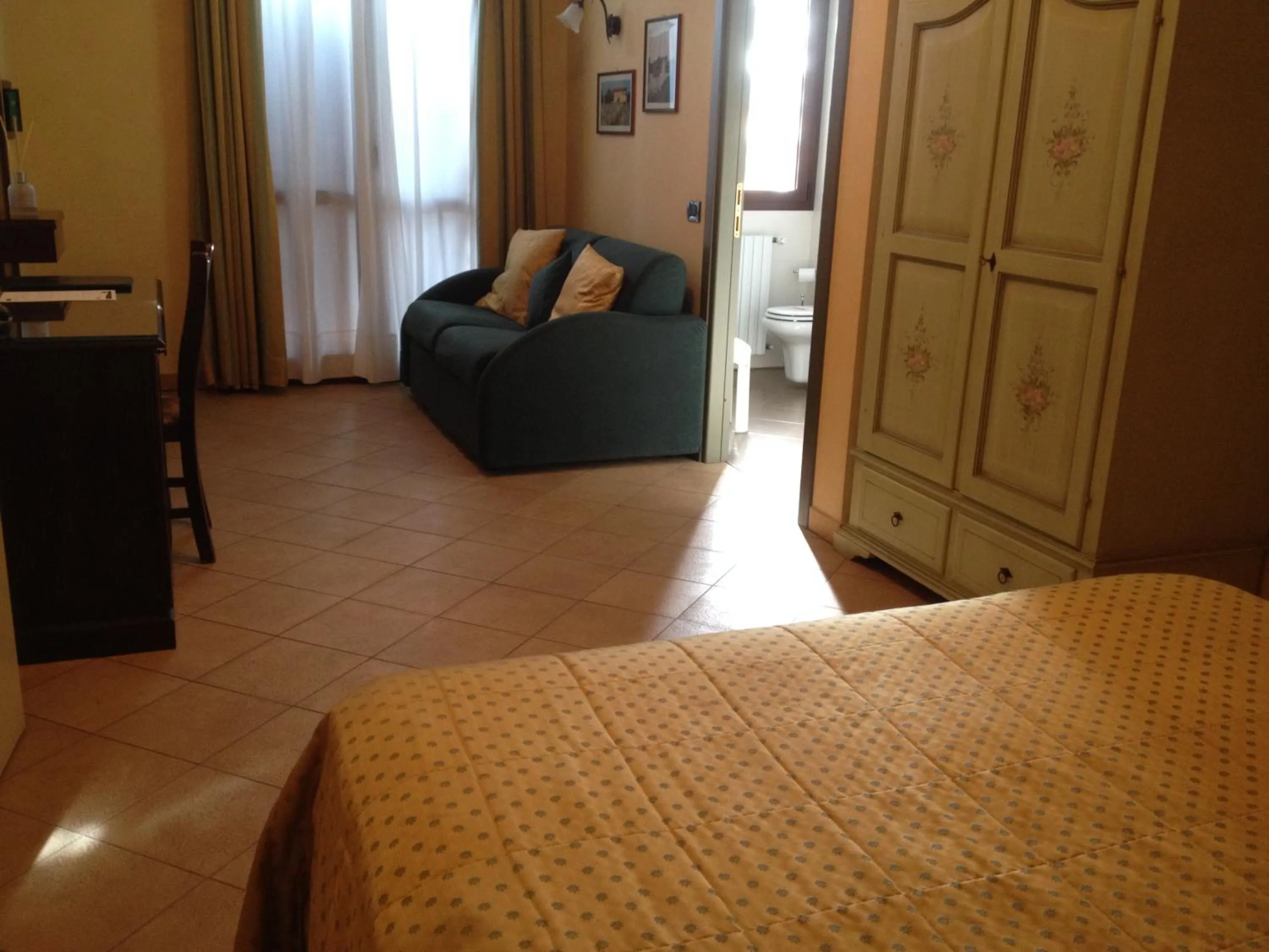 Photo of the whole room, Bed in Hotel del Rio Srl - RISTORANTE e Azienda agricola