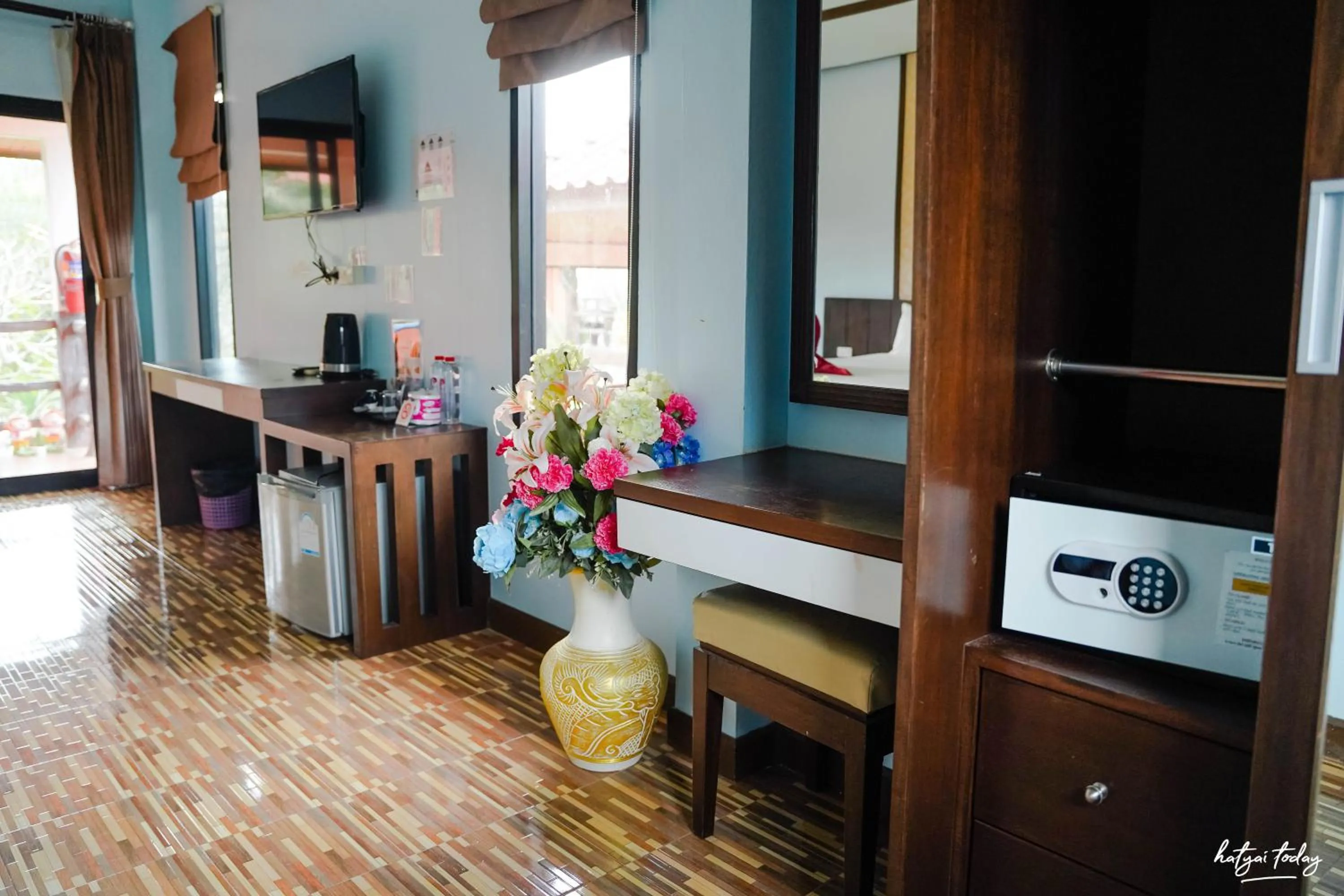 TV and multimedia in Chomview Lanta Water Park Resort