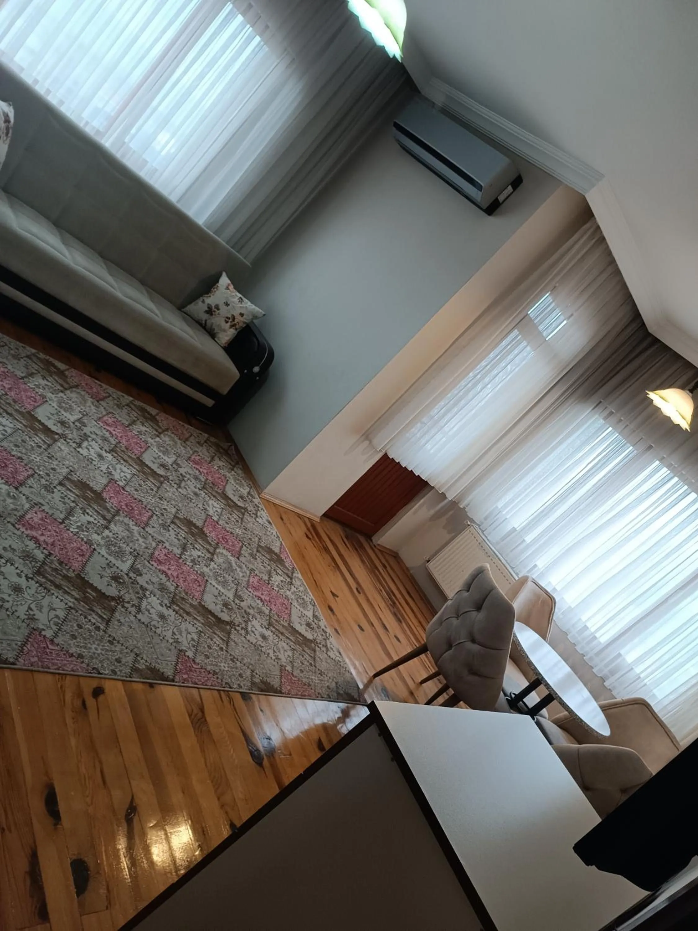 TV and multimedia in Kule Apart