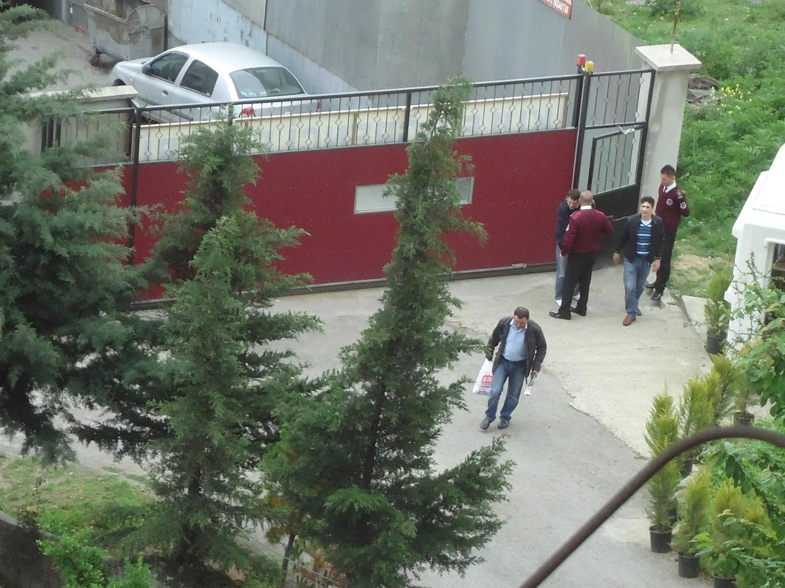 Facade/entrance in Kule Apart