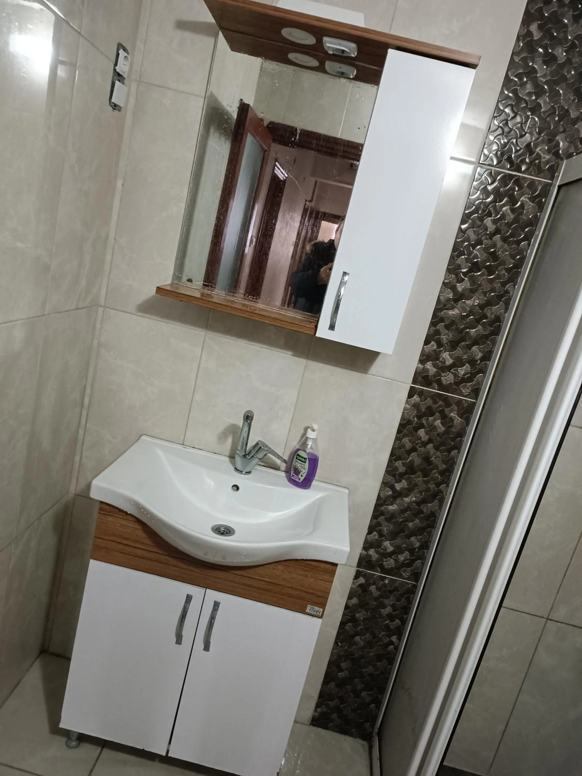 Shower in Kule Apart