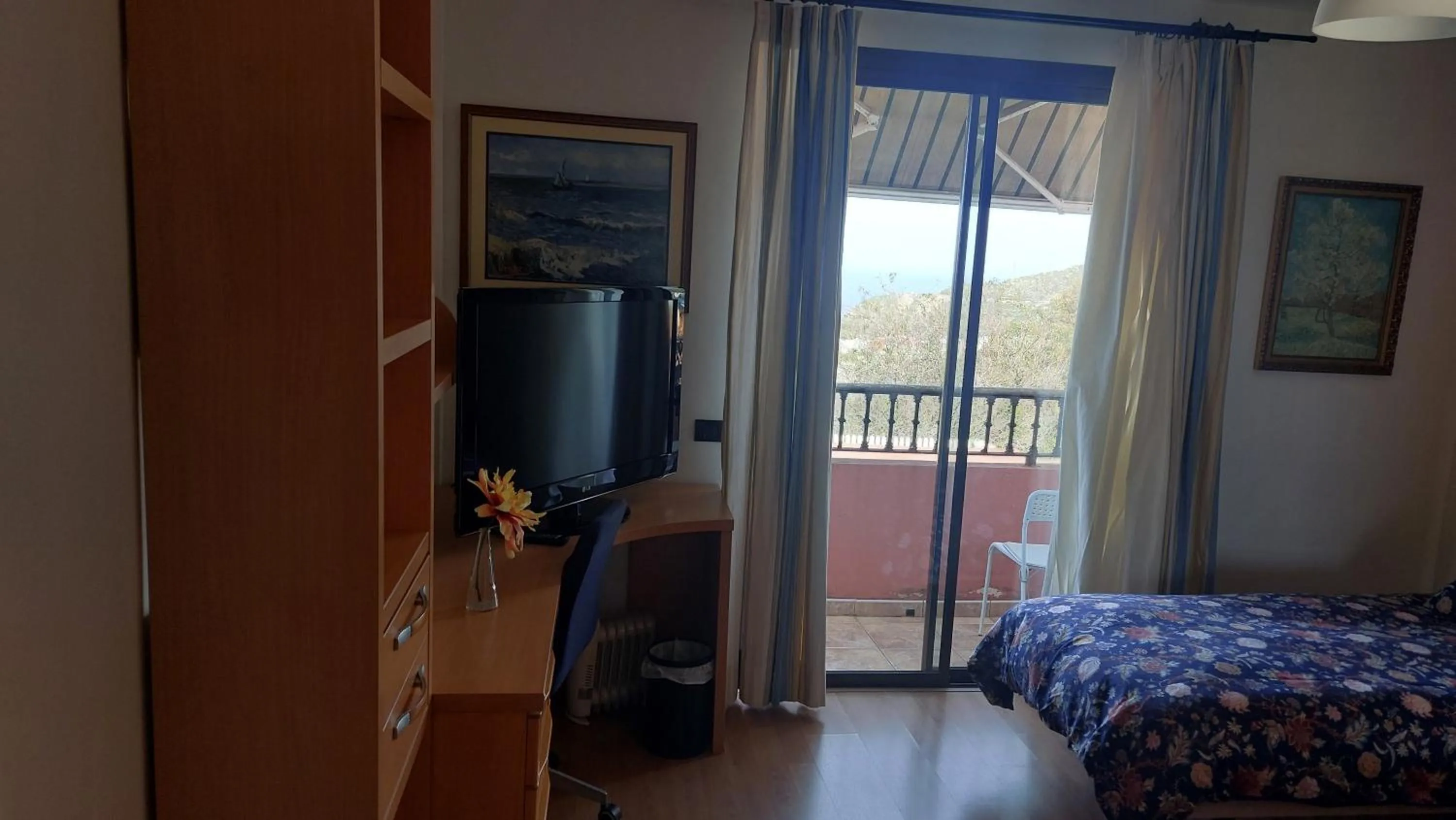 TV and multimedia, Bed in Chalet Anagato