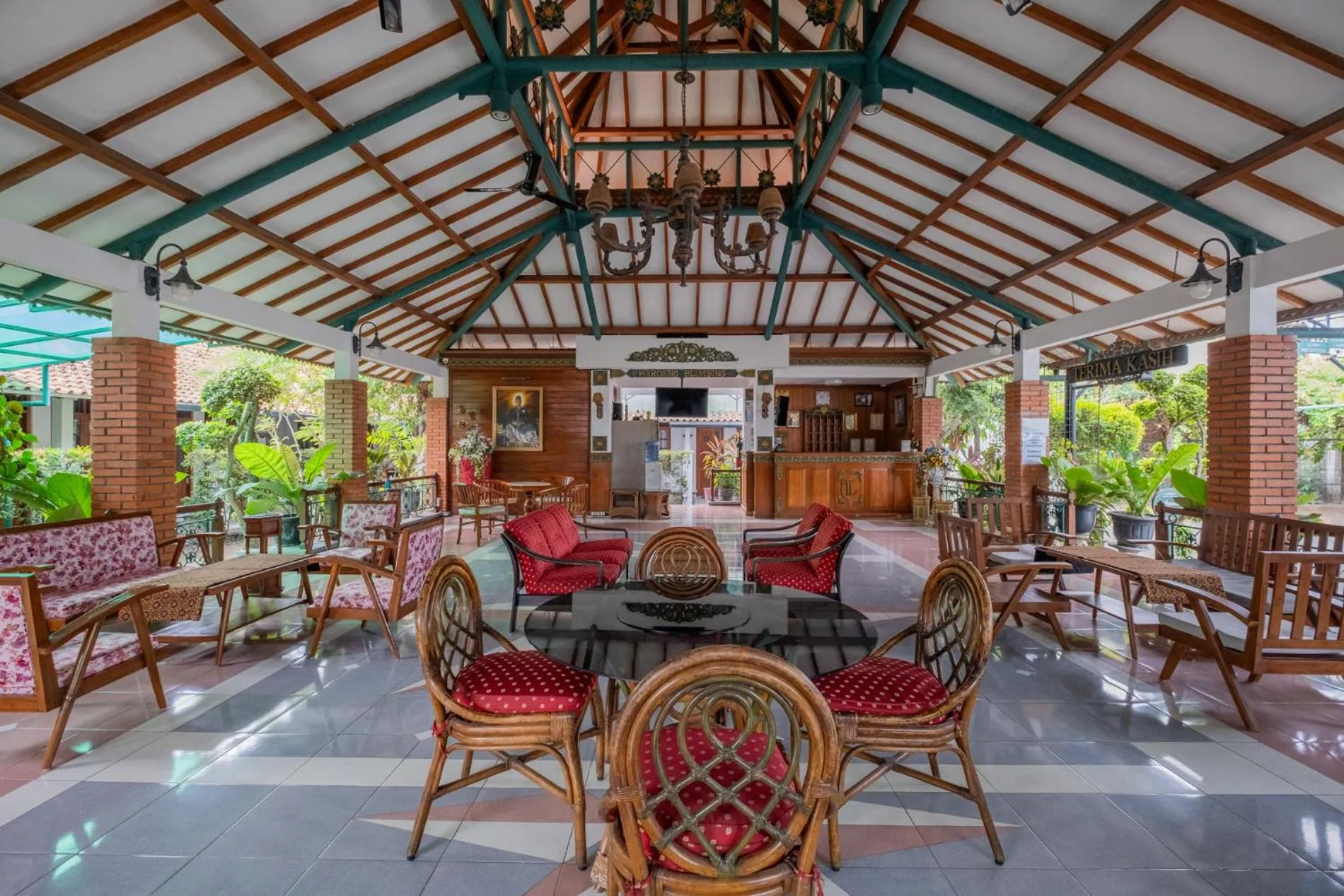 Lobby or reception in Hotel Talenta 3