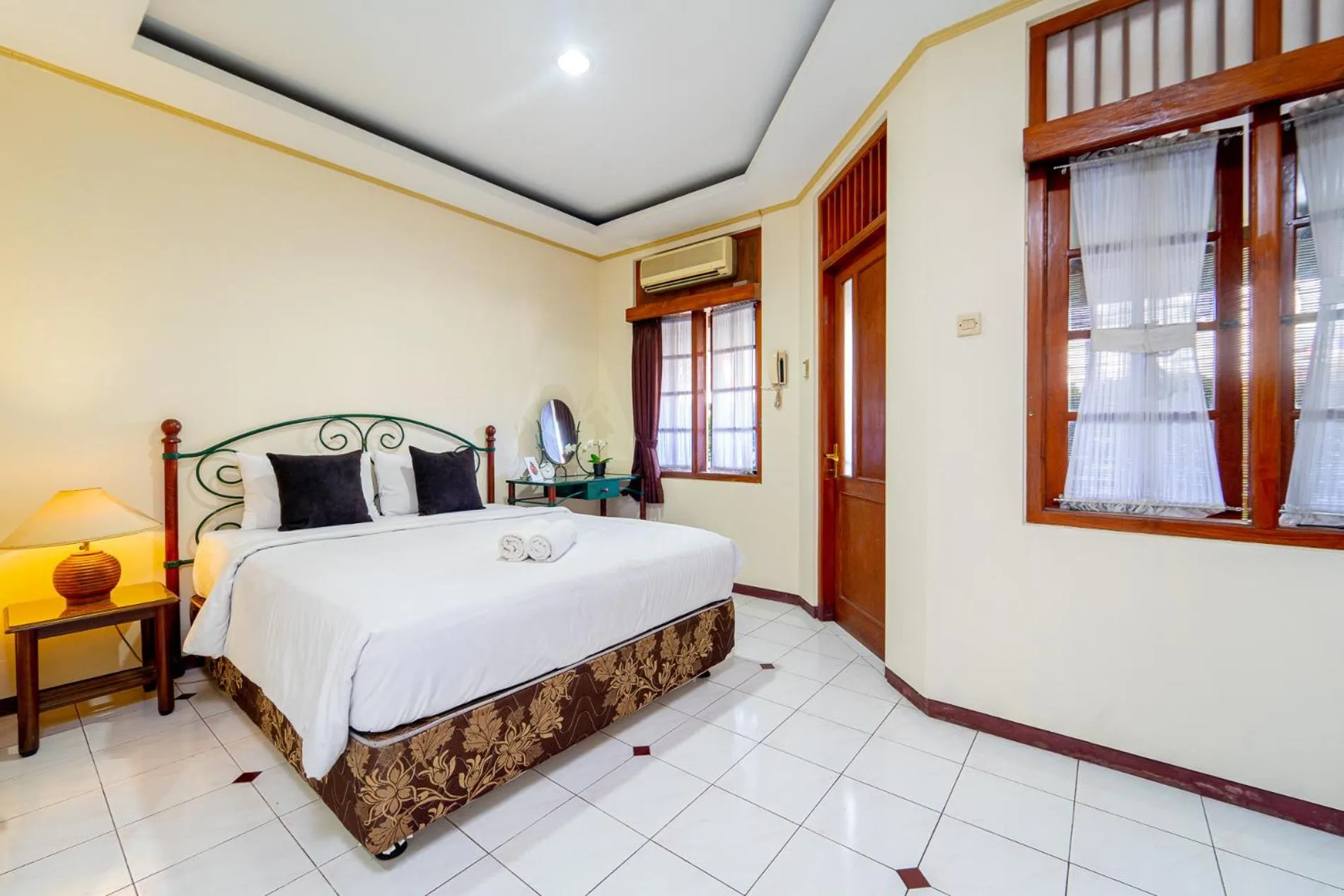 Bed in Hotel Talenta 3