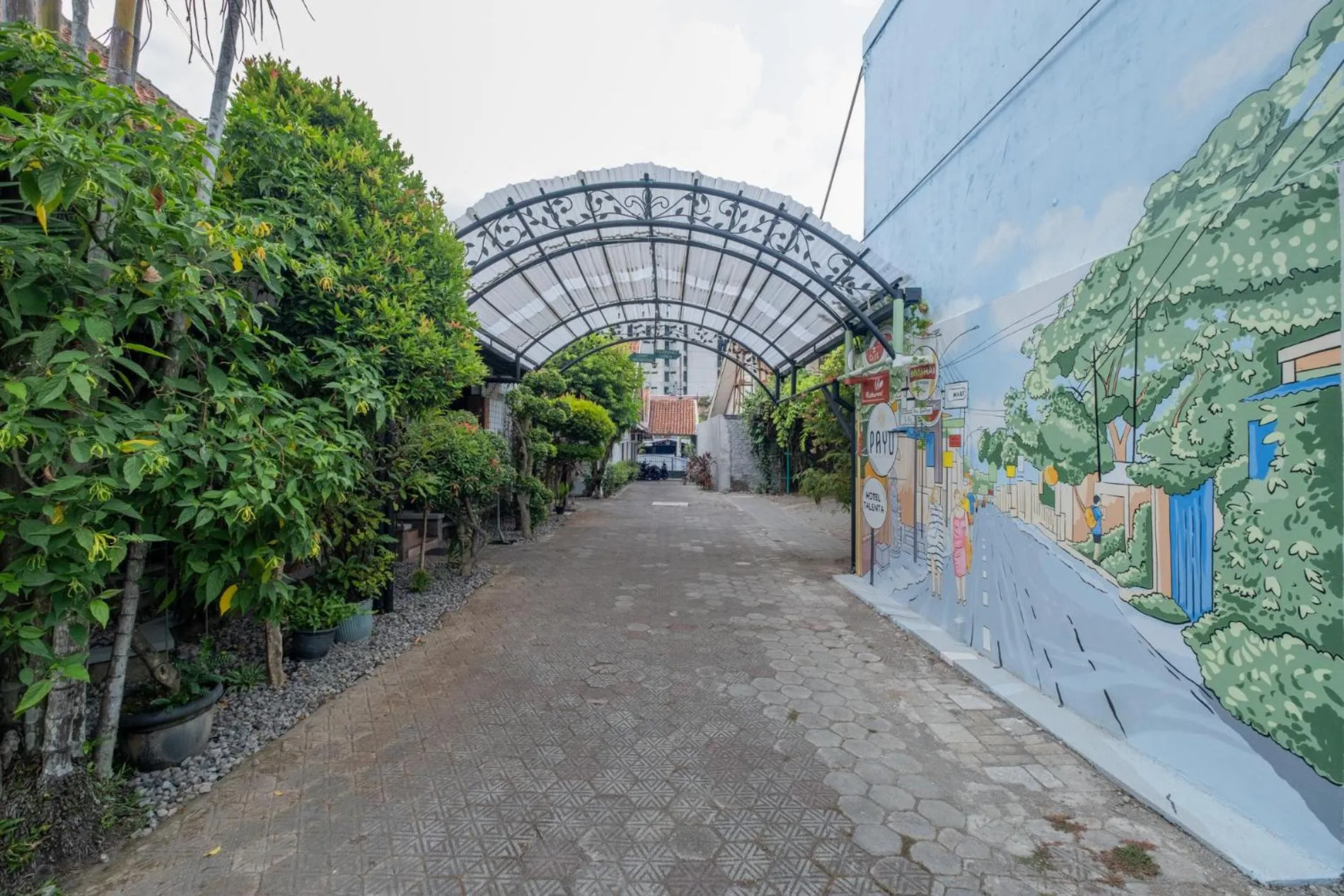 Property building in Hotel Talenta 3