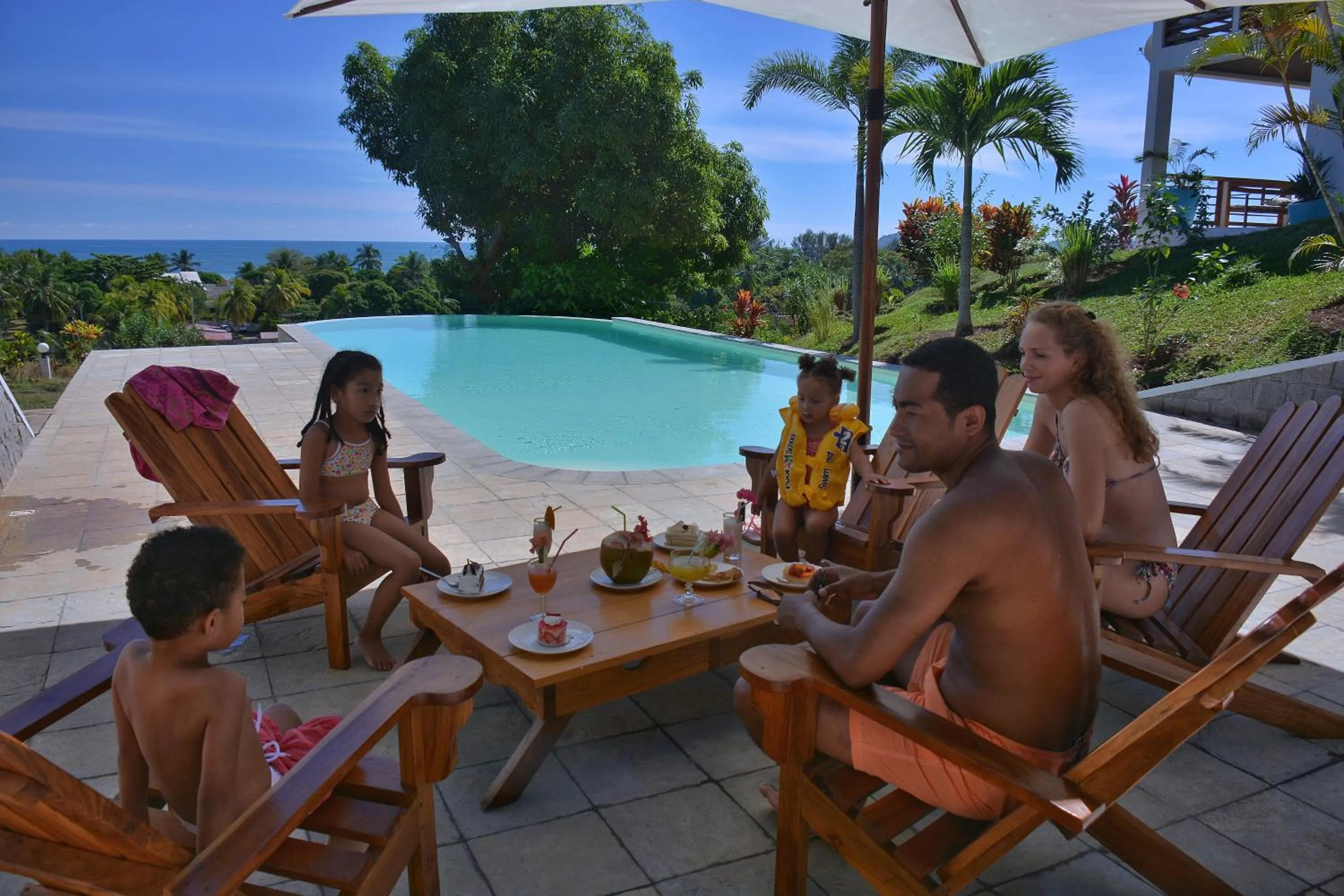 Swimming pool in Hotel Mahita Tsara