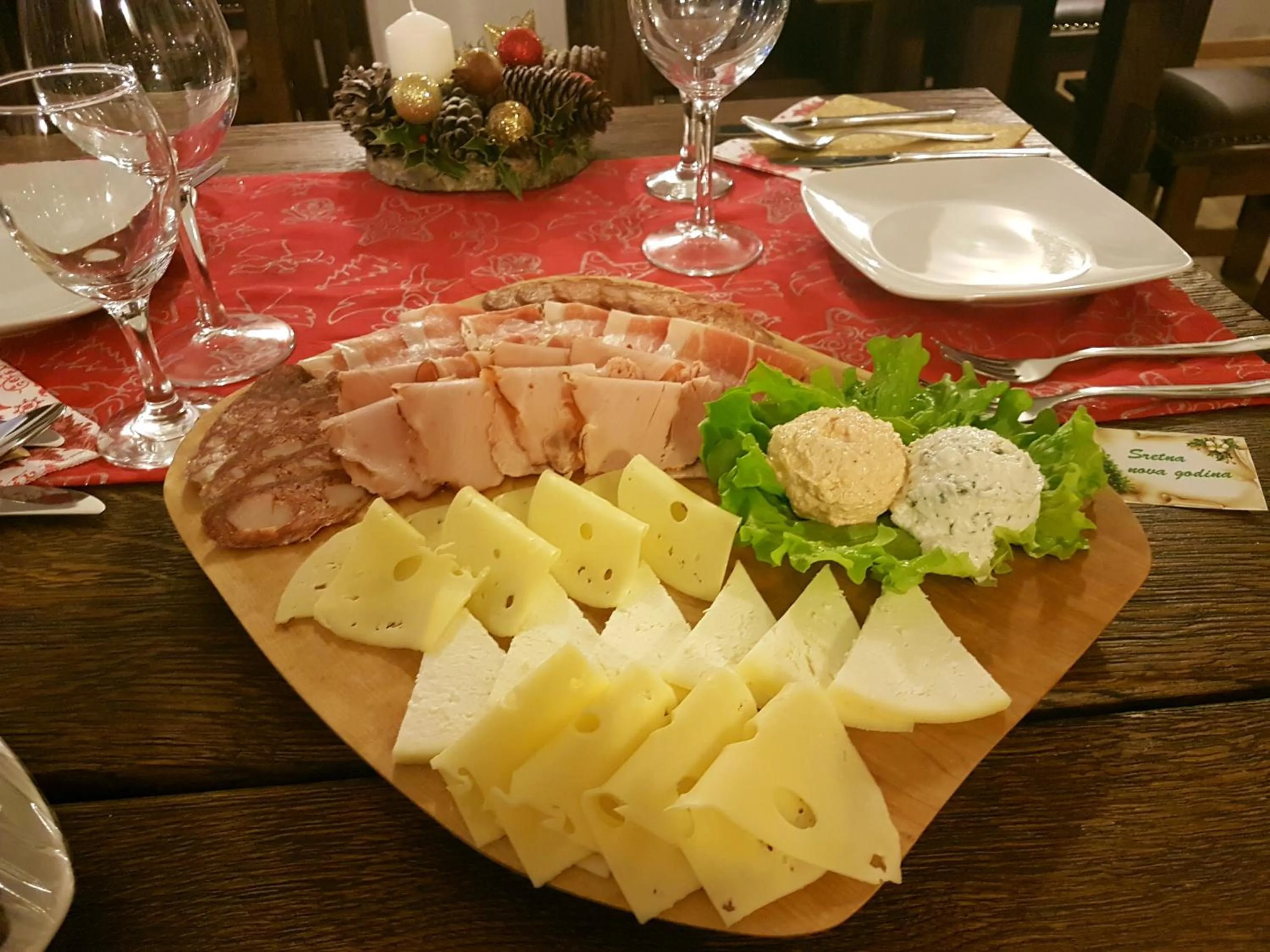 Restaurant/places to eat in Etno Garden Exclusive