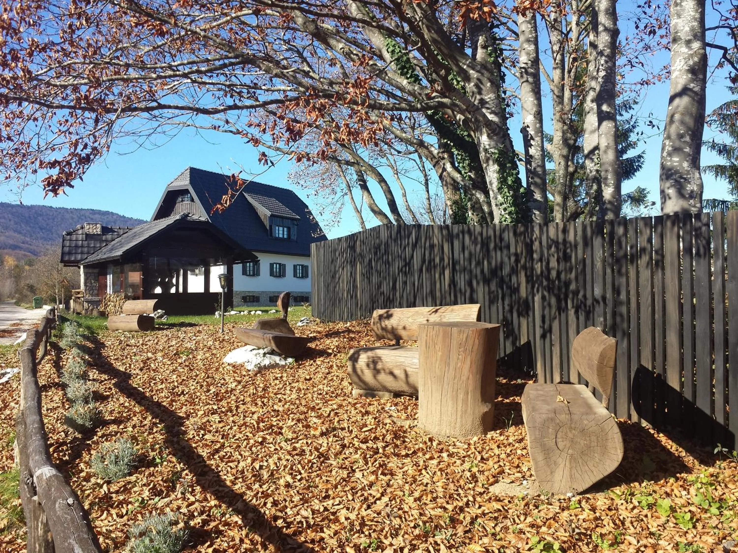 BBQ facilities in Etno Garden Exclusive