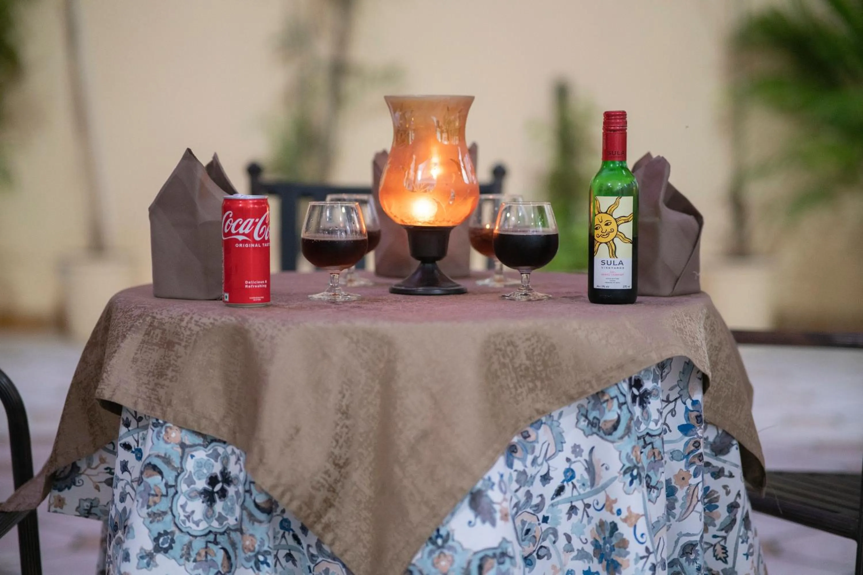 Food and drinks in The Lavitra Lakeview Hotel