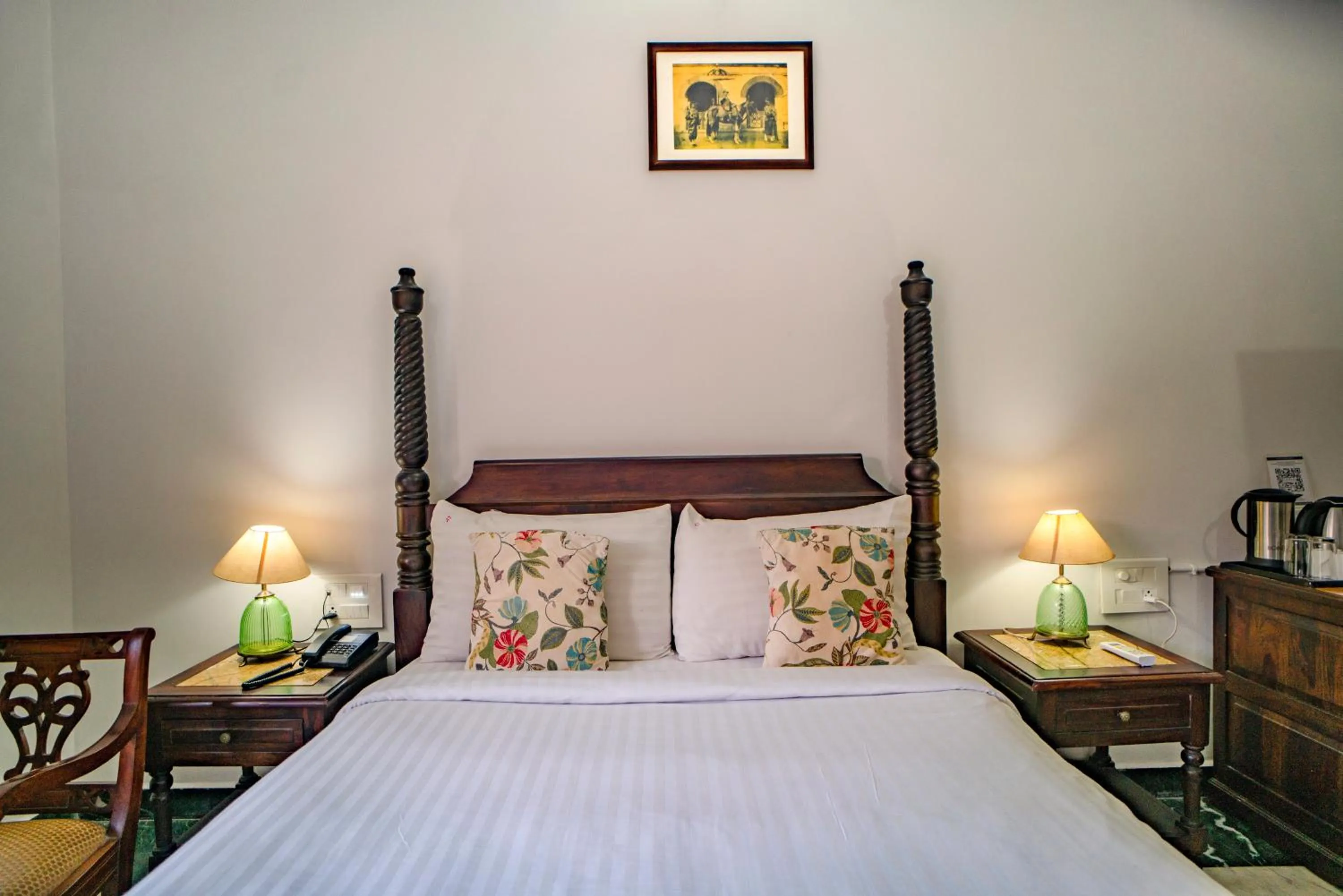 Bed in The Lavitra Lakeview Hotel