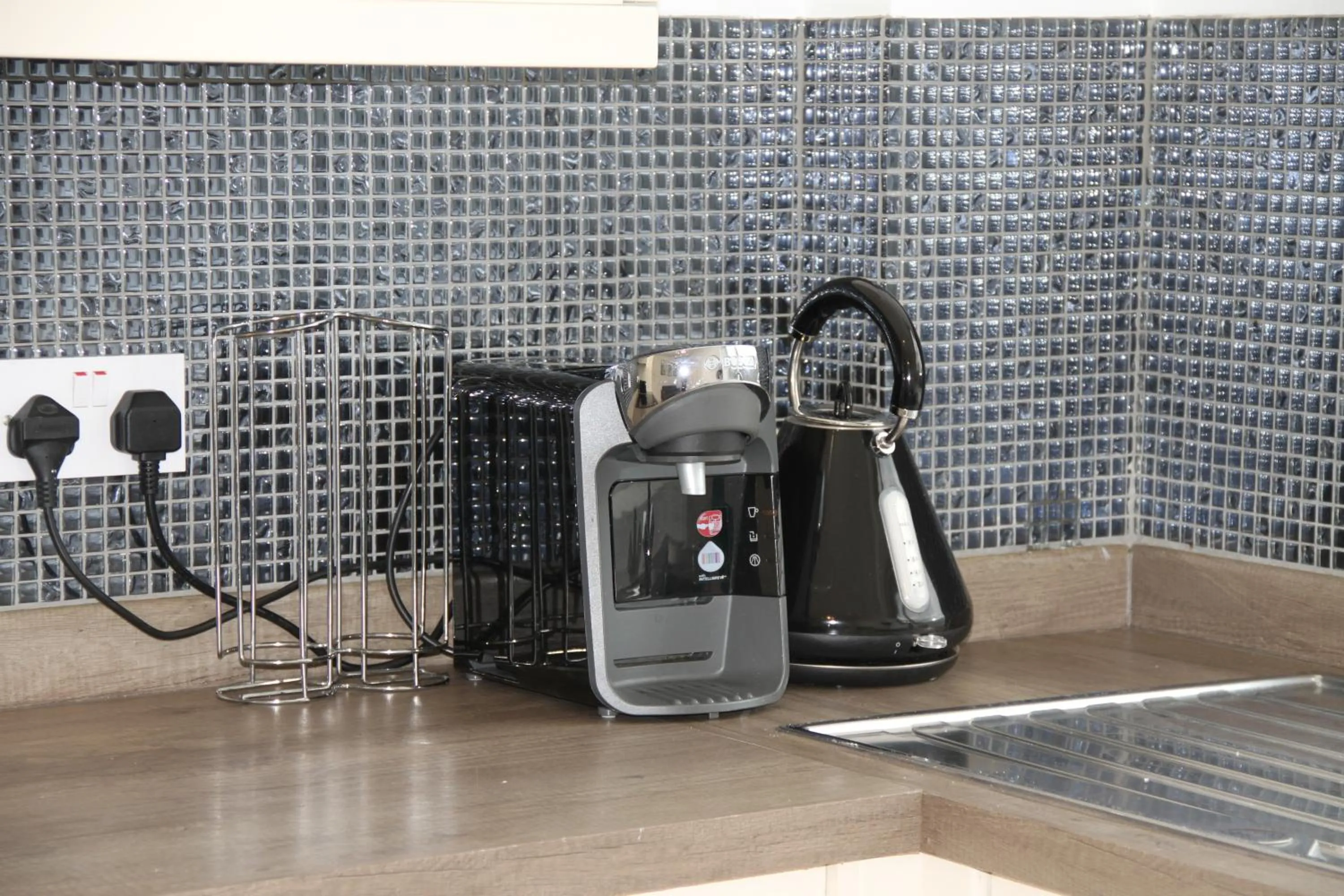 Coffee/tea facilities in East Street Haven - Modern Apartment in Colchester
