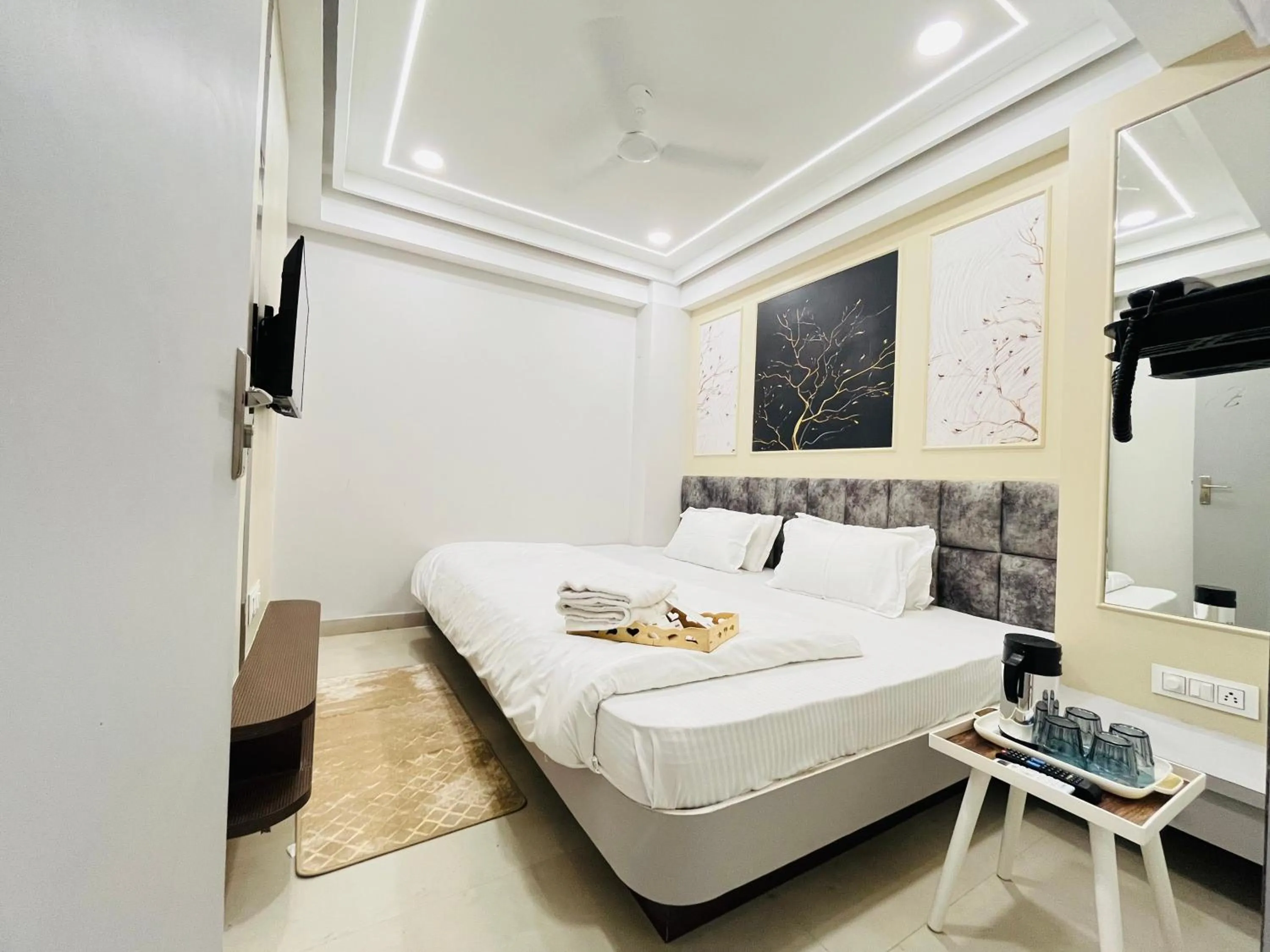 Bed in Hotel Padmawati Palace